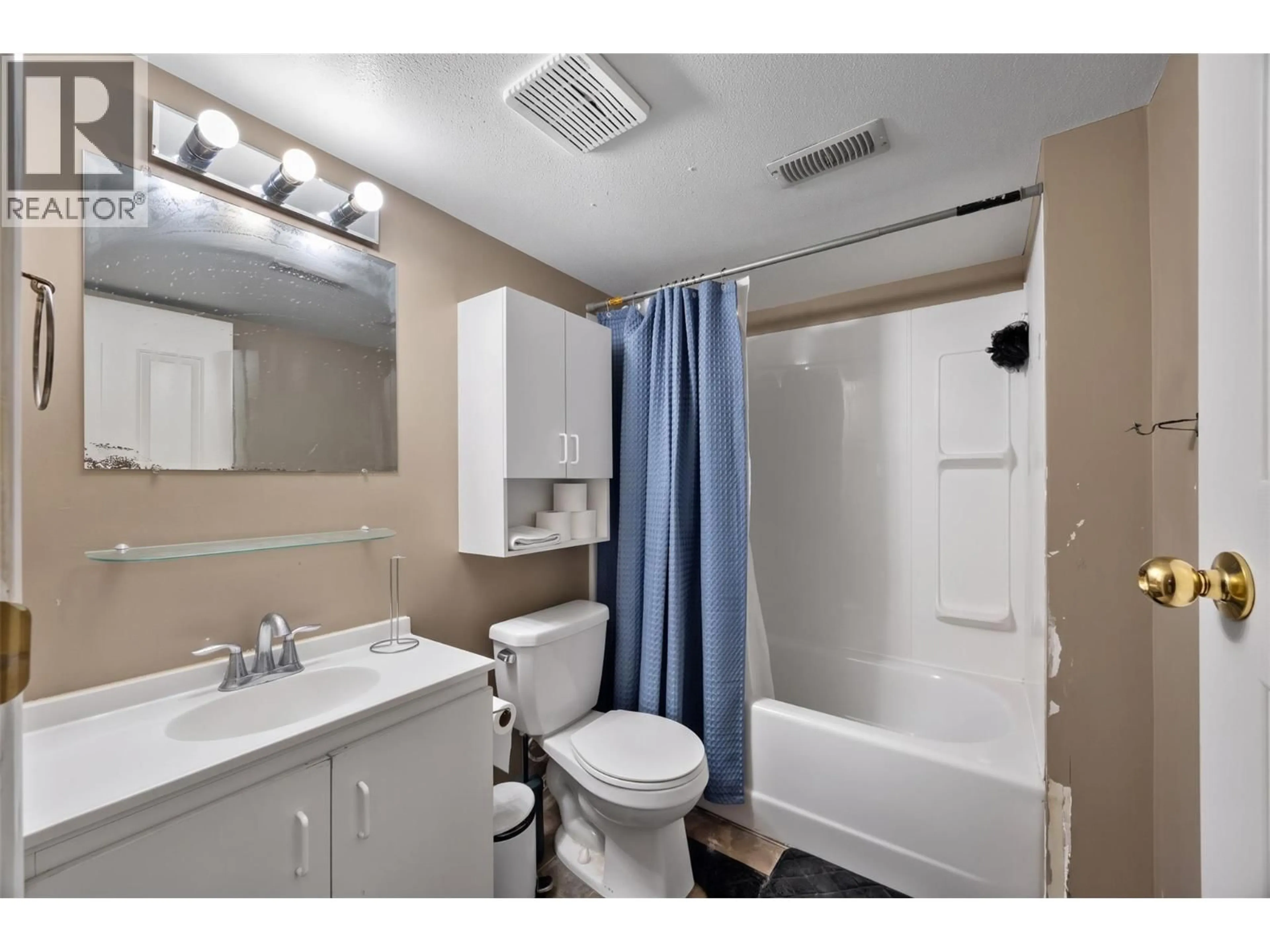 Standard bathroom, unknown for 2277 TURNBERRY PLACE, Kamloops British Columbia V1S1S9