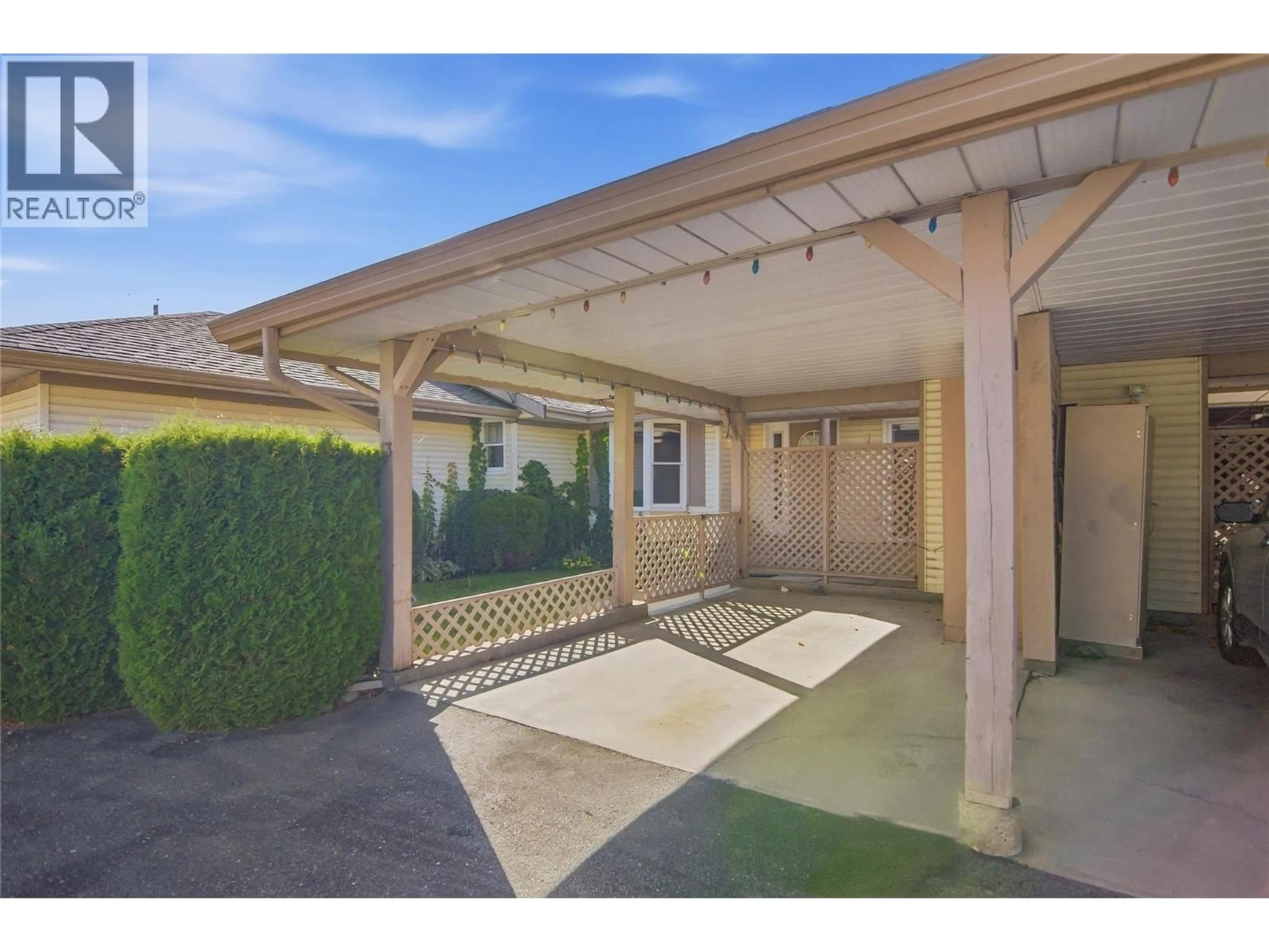Patio, street for 13 - 1717 GRANITE AVENUE, Merritt British Columbia V1K1B8