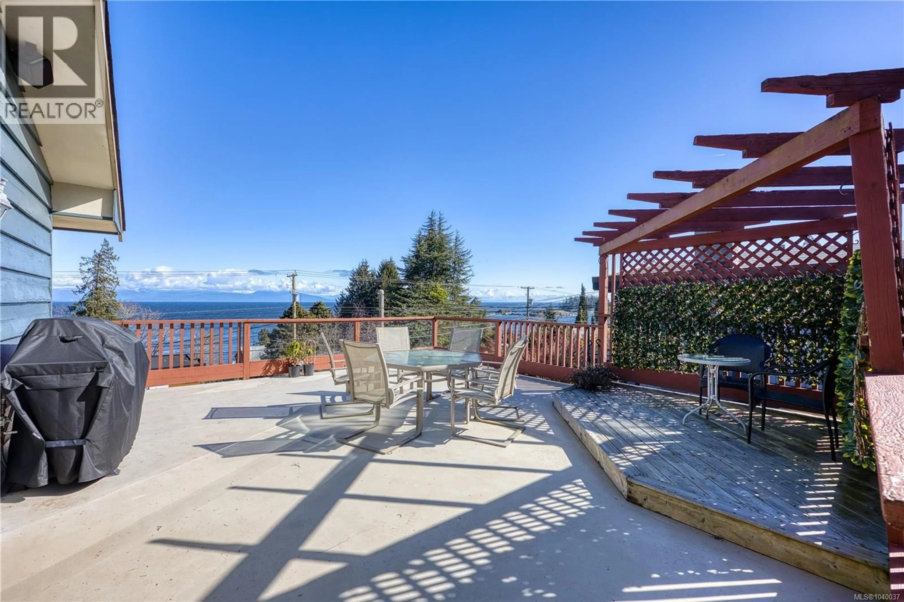 Patio, water/lake/river/ocean view for 3971 HAMMOND BAY ROAD, Nanaimo British Columbia V9T1G4
