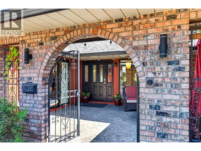 1645 SMITHSON PLACE, Kelowna 5