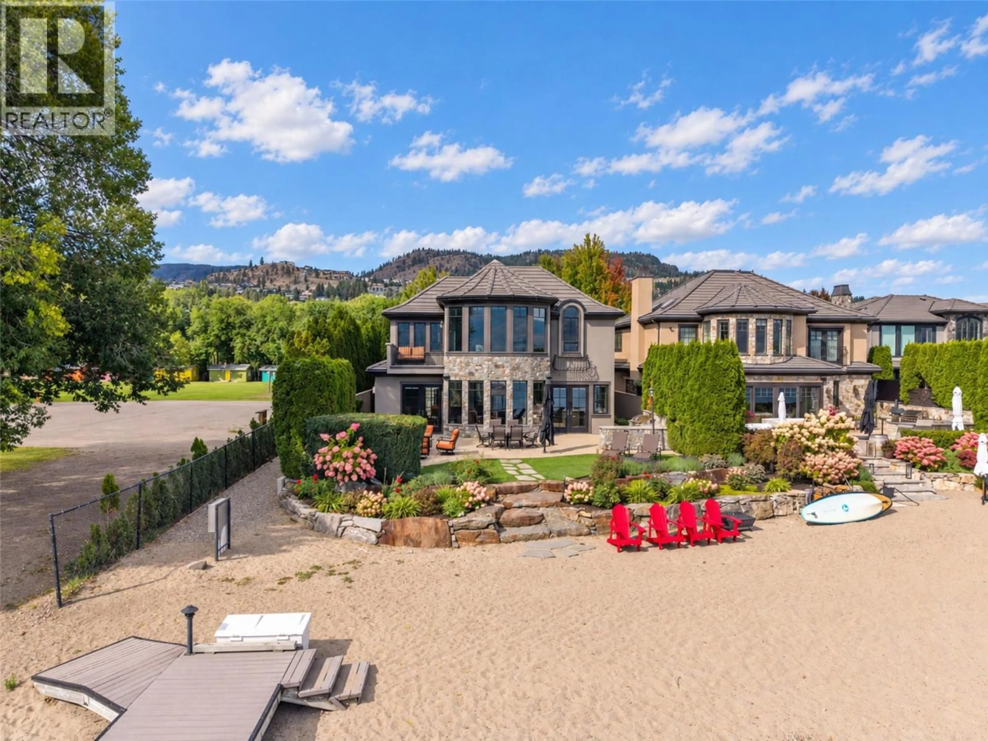 A pic from outside/outdoor area/front of a property/back of a property/a pic from drone, mountain view for 3673 GREEN BAY LANDING, West Kelowna British Columbia V4T2R4