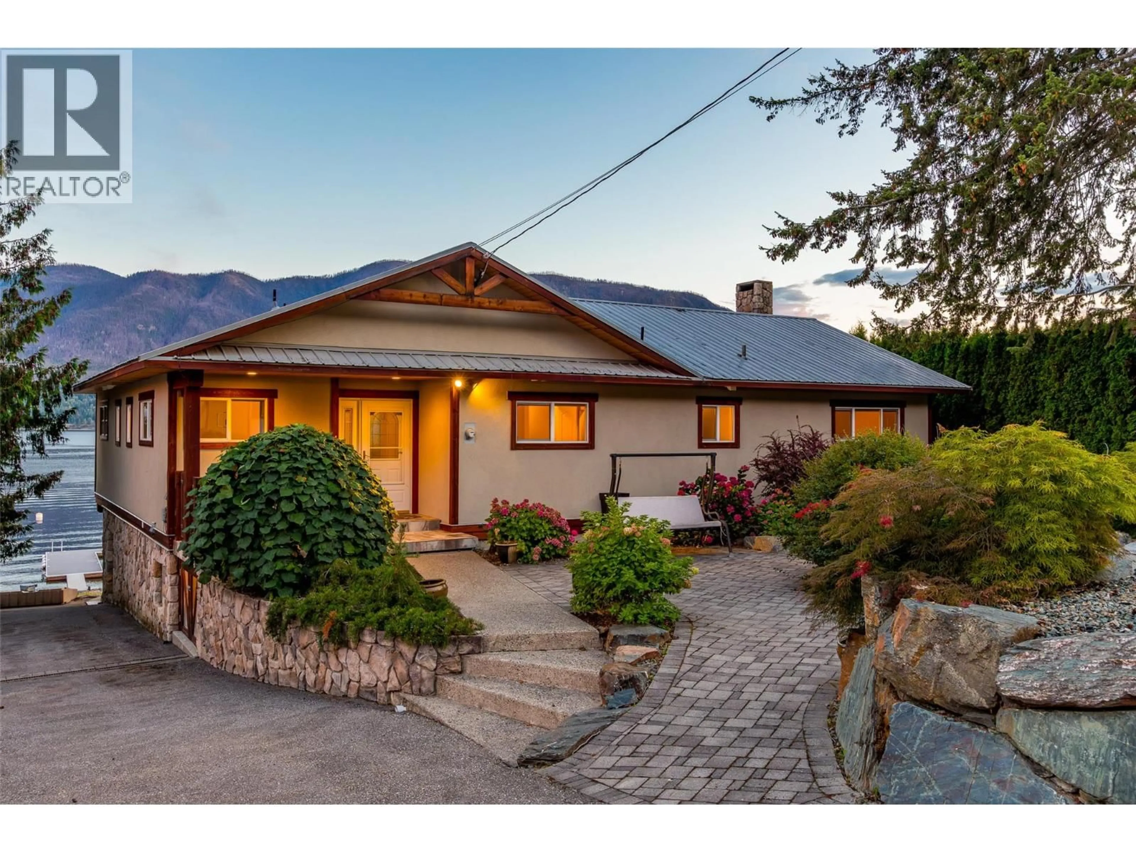 Unknown for 2968 MABRY ROAD, Lee Creek British Columbia V0E1M4