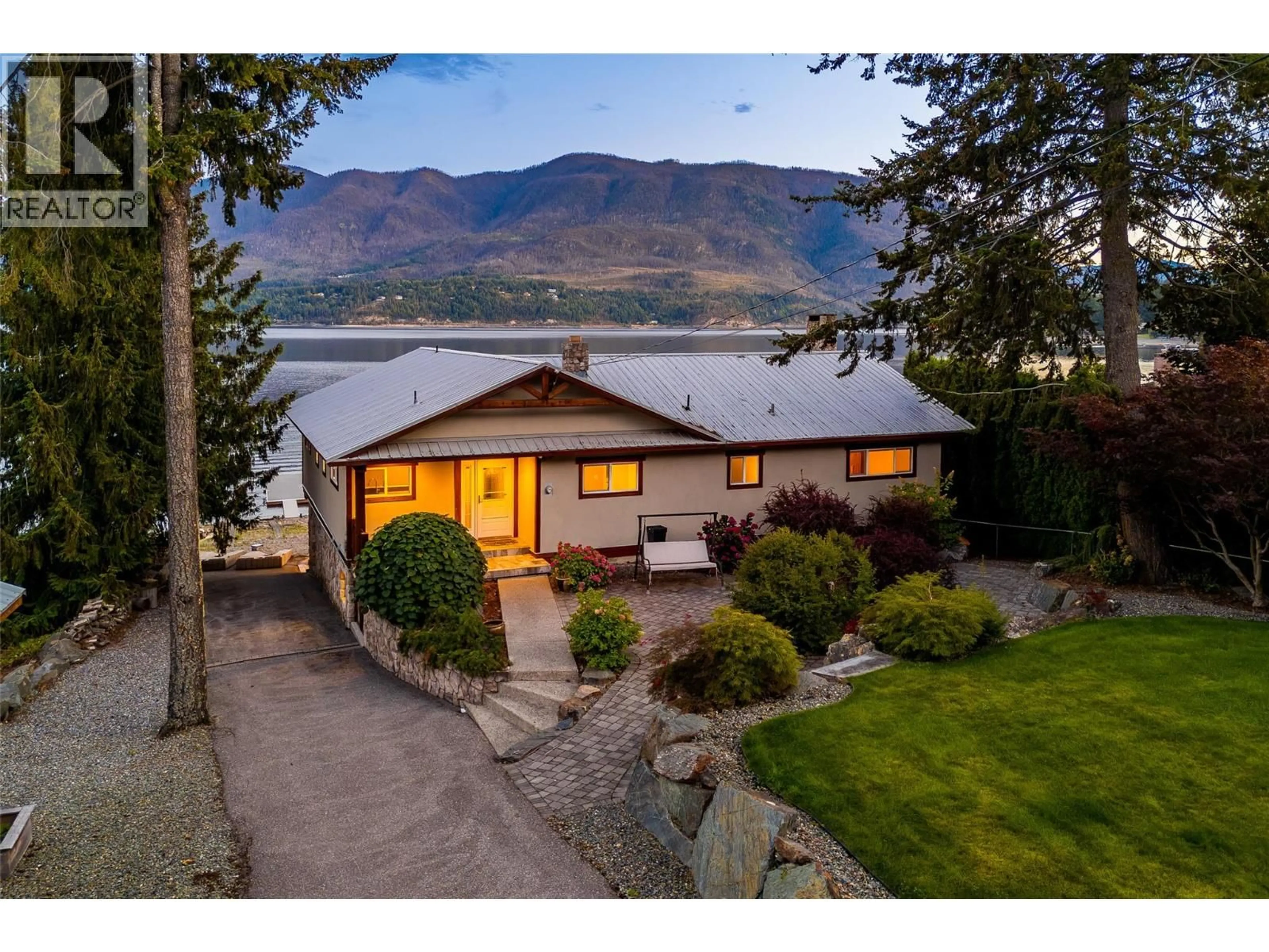 A pic from outside/outdoor area/front of a property/back of a property/a pic from drone, water/lake/river/ocean view for 2968 MABRY ROAD, Lee Creek British Columbia V0E1M4