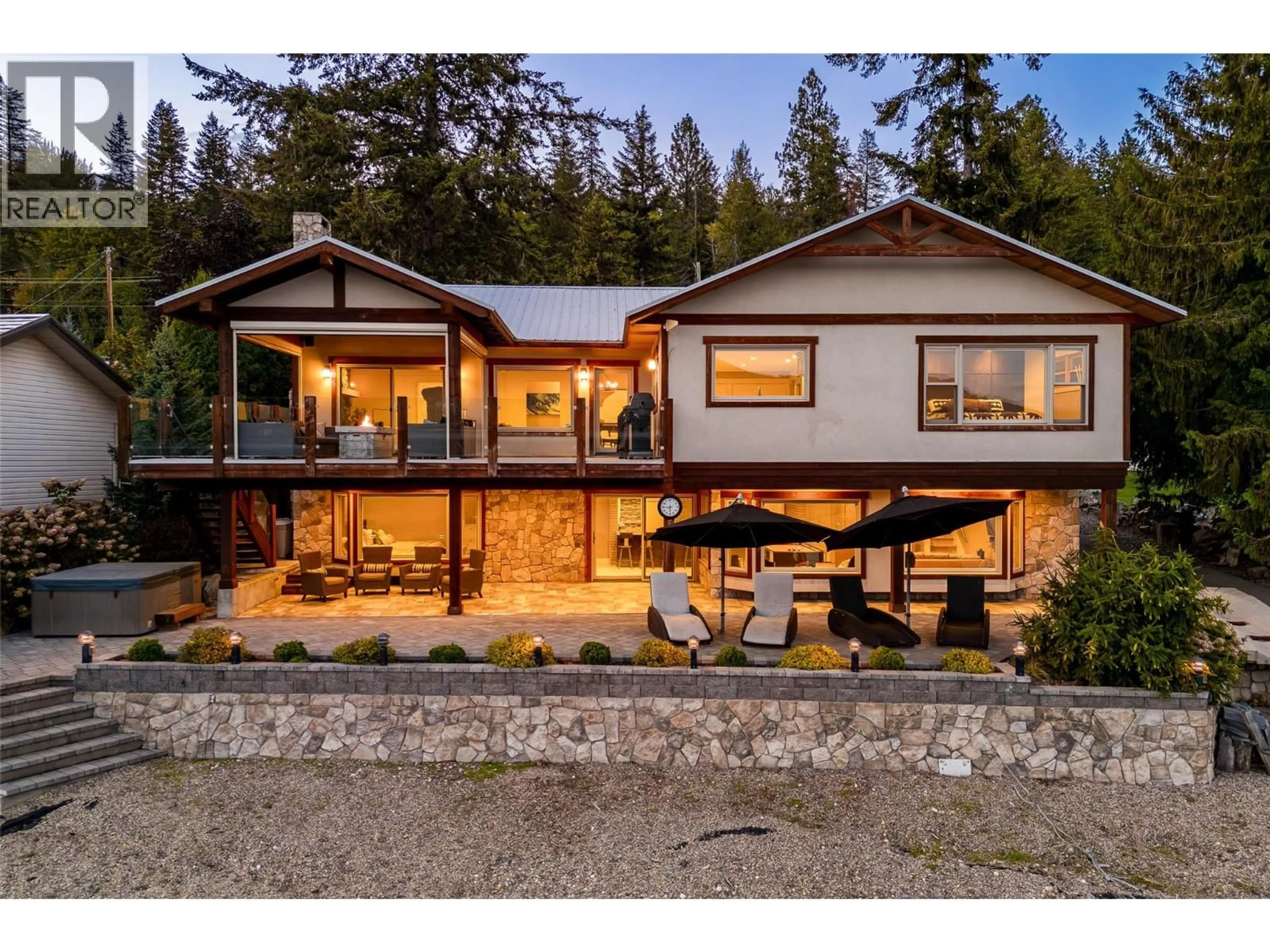 Home with vinyl exterior material, unknown for 2968 MABRY ROAD, Lee Creek British Columbia V0E1M4