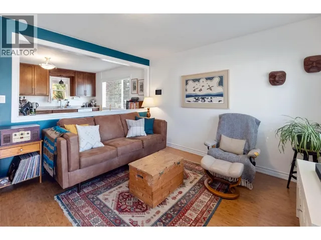 2202 42 AVENUE, Vernon 3