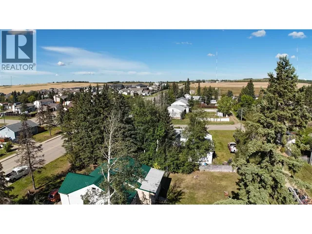 9108 8 STREET, Dawson Creek 3