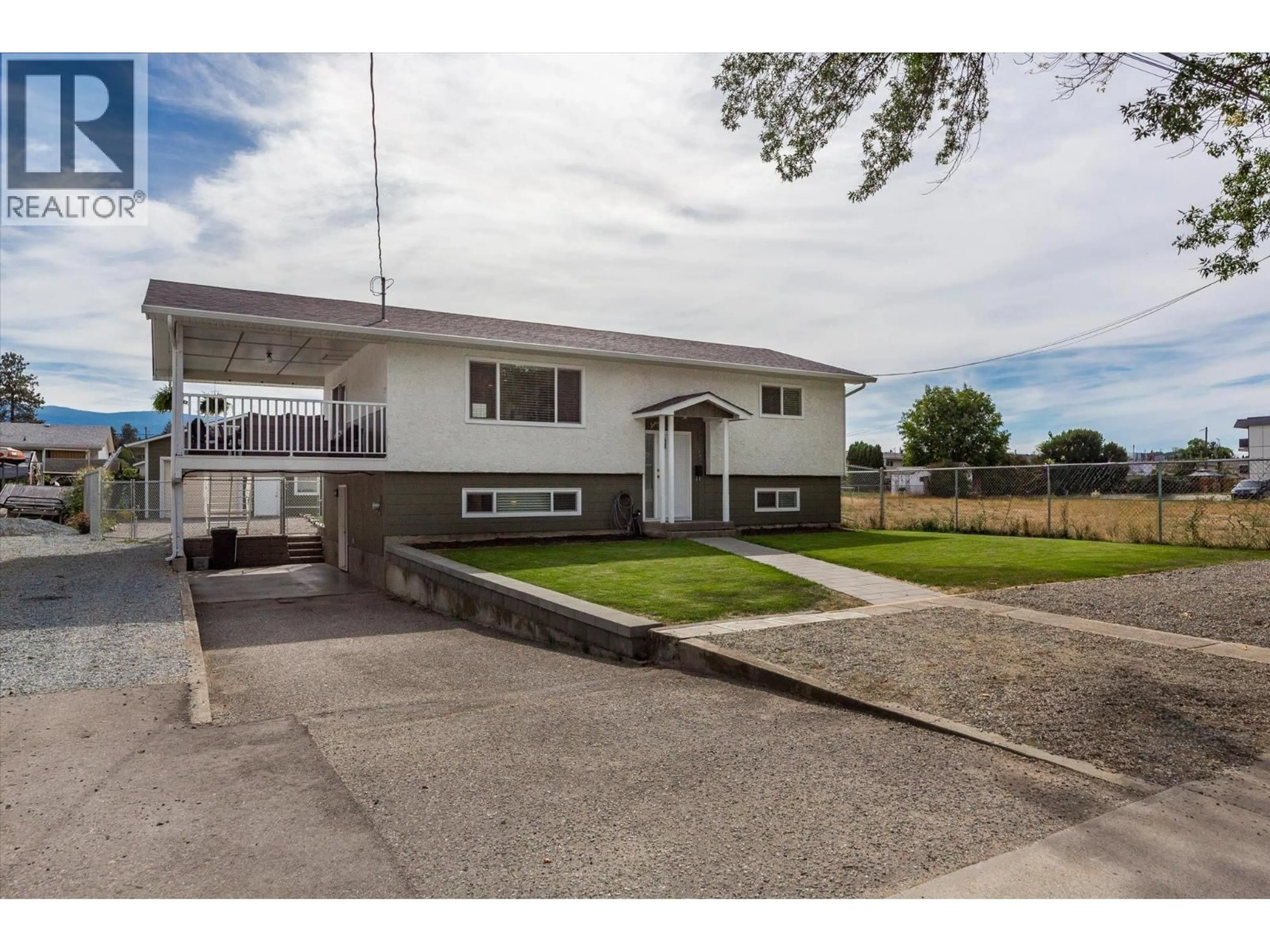 Unknown for 295 HUSCH ROAD, Kelowna British Columbia V1X1M9