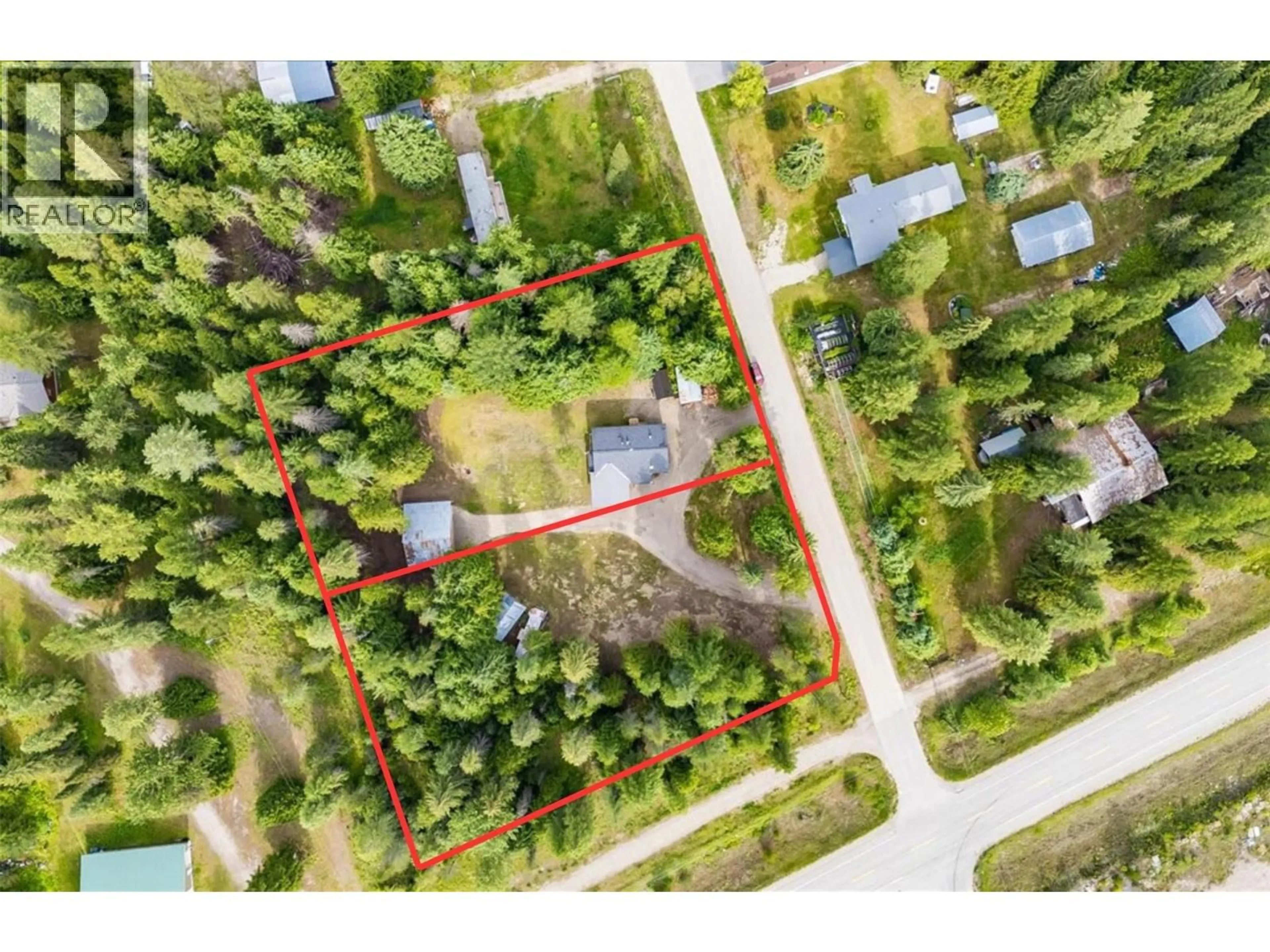 A pic from outside/outdoor area/front of a property/back of a property/a pic from drone, unknown for 210 & 206 BELMOND ROAD, Salmo British Columbia V0G1Z0