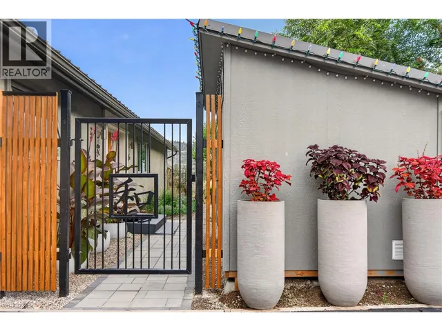 241 OAK AVENUE, Kaleden 4