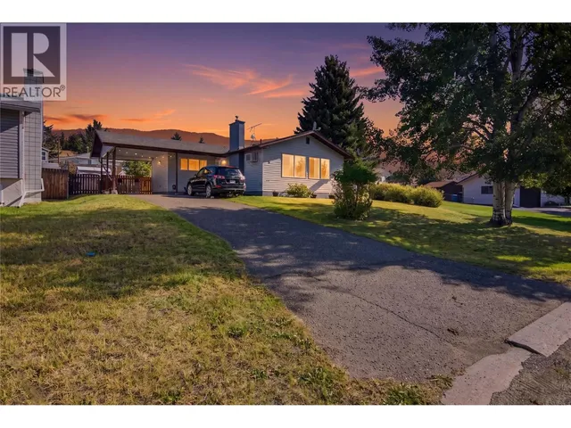 15 GALENA AVENUE, Logan Lake 3