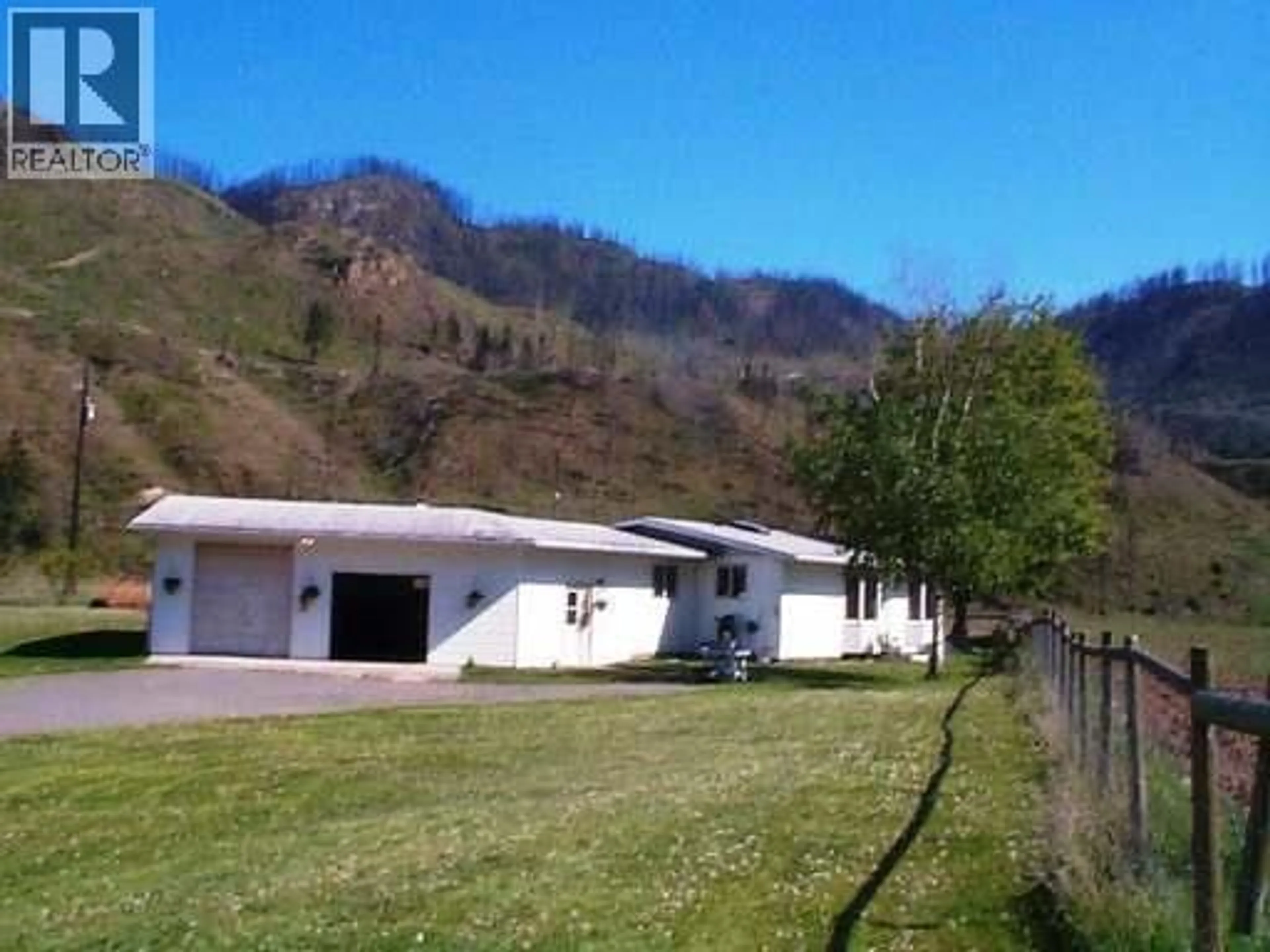 A pic from outside/outdoor area/front of a property/back of a property/a pic from drone, mountain view for 733 FORTUNE ROAD, Barriere British Columbia V0E2E0