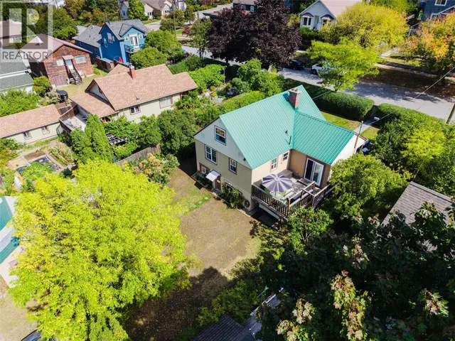 709 FOURTH STREET, Nelson 2