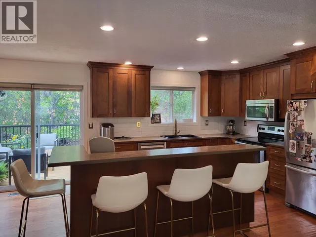 2620 QU'APPELLE BOULEVARD, Kamloops 2