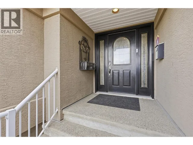 2076 MUIRFIELD ROAD, Kamloops 2