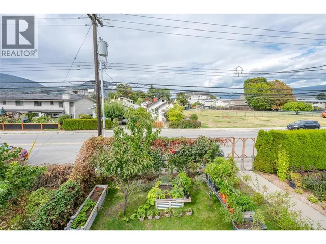 201 - 542 WADE AVENUE WEST, Penticton 5