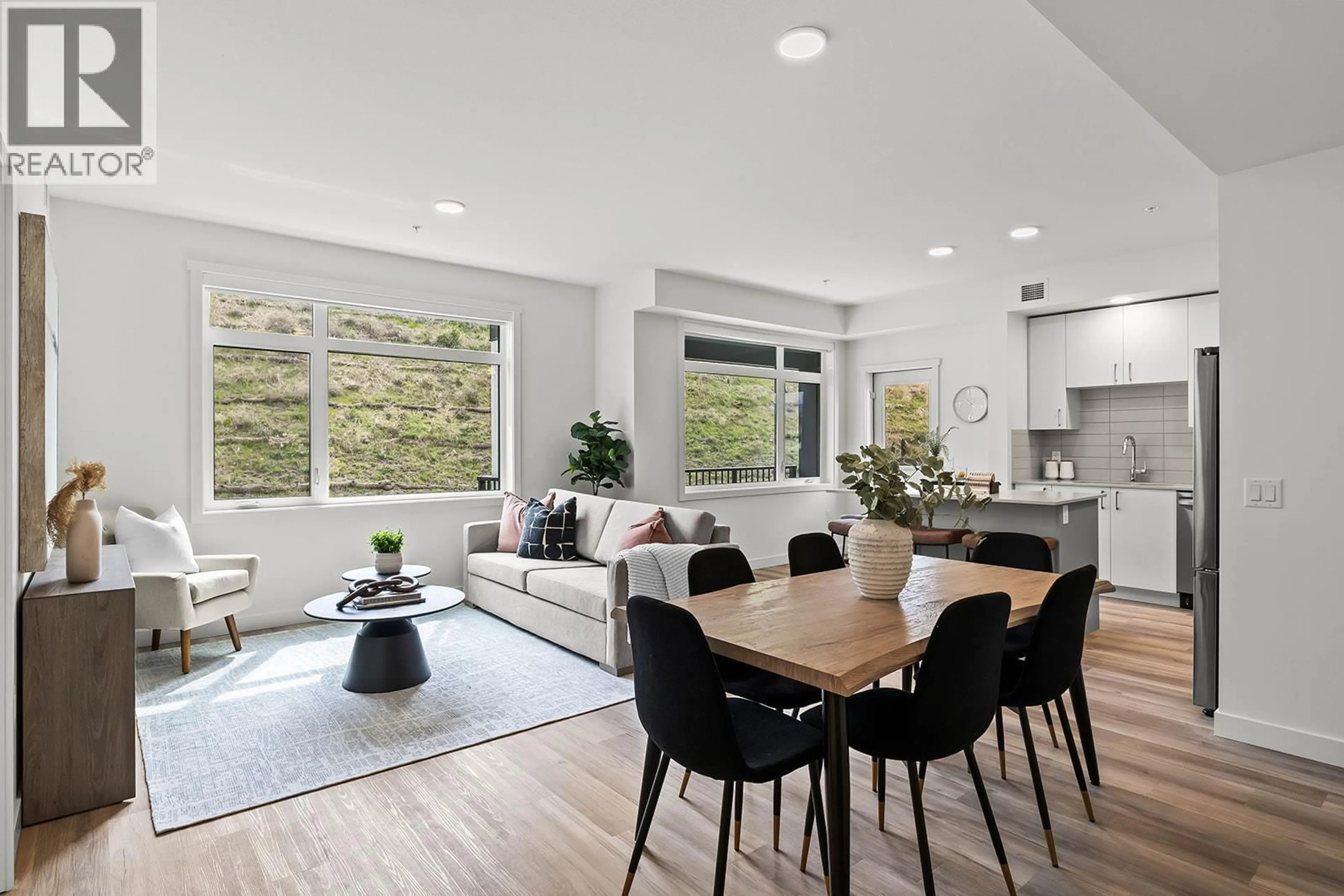 Unknown for 218 - 1057 FROST ROAD, Kelowna British Columbia V1W0G7