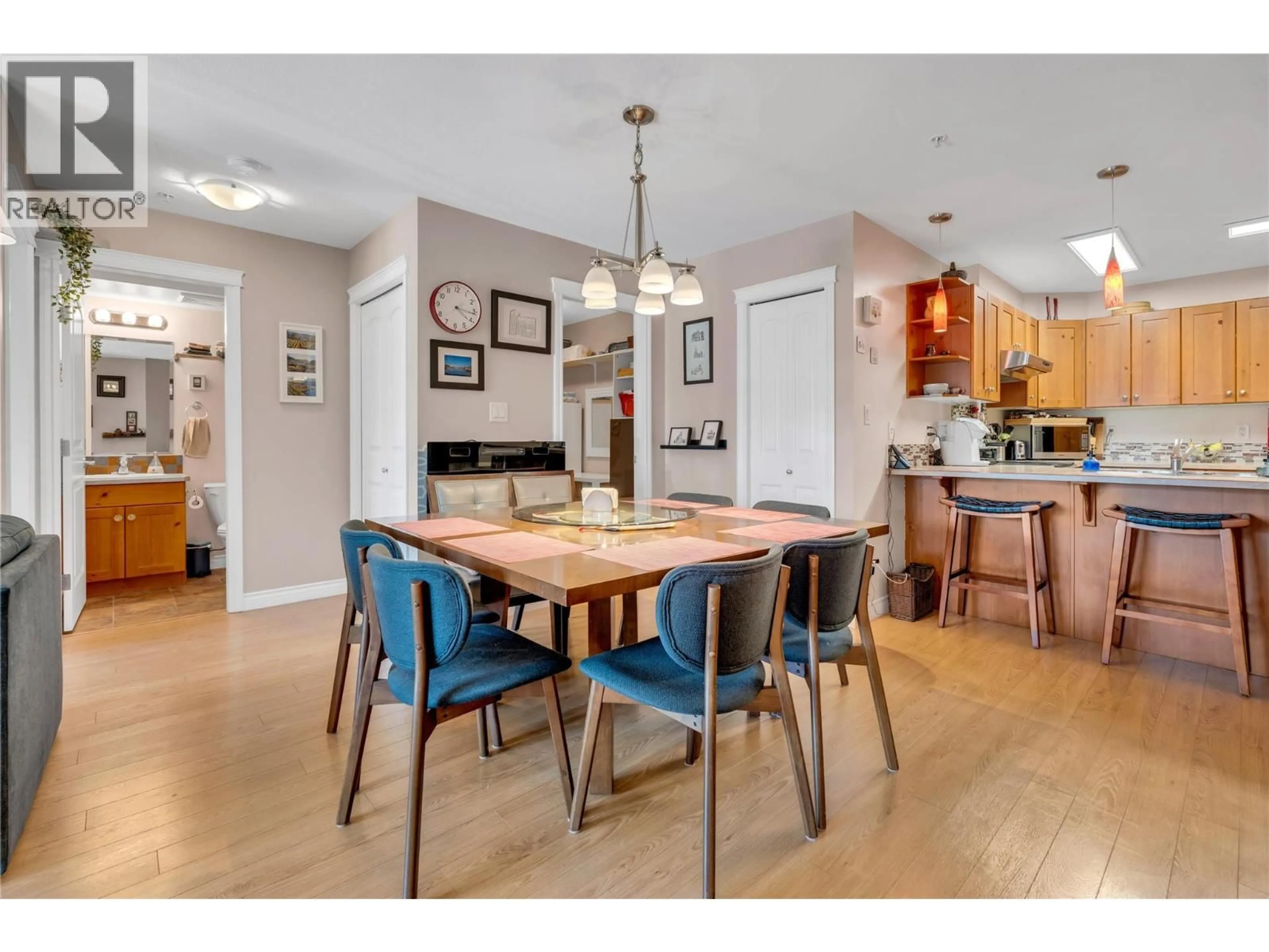 Open concept kitchen, unknown for 203 - 101 COSSAR AVENUE, Penticton British Columbia V2A2V3