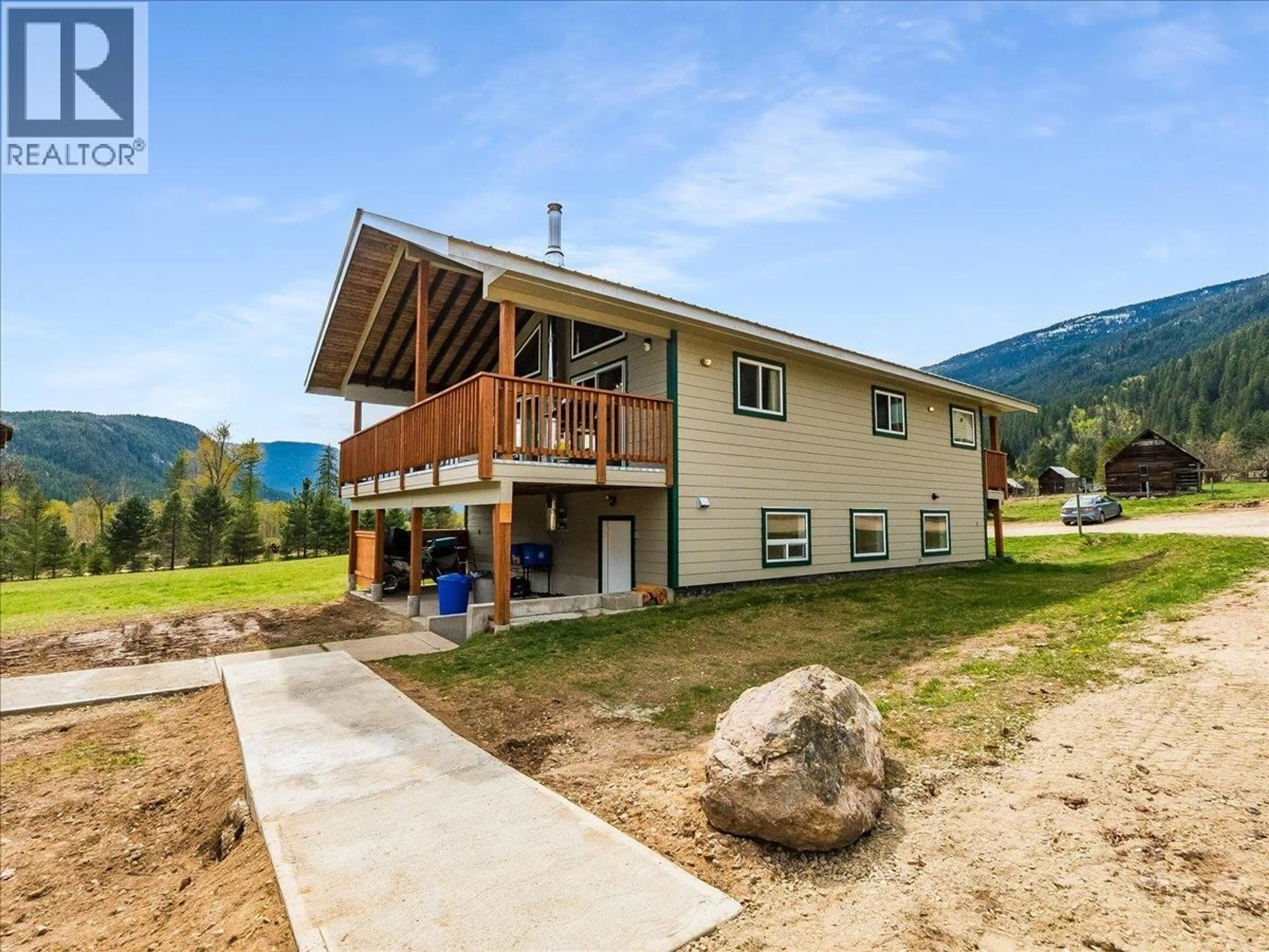 A pic from outside/outdoor area/front of a property/back of a property/a pic from drone, mountain view for BROOKS ROAD, Appledale British Columbia V0G2J0