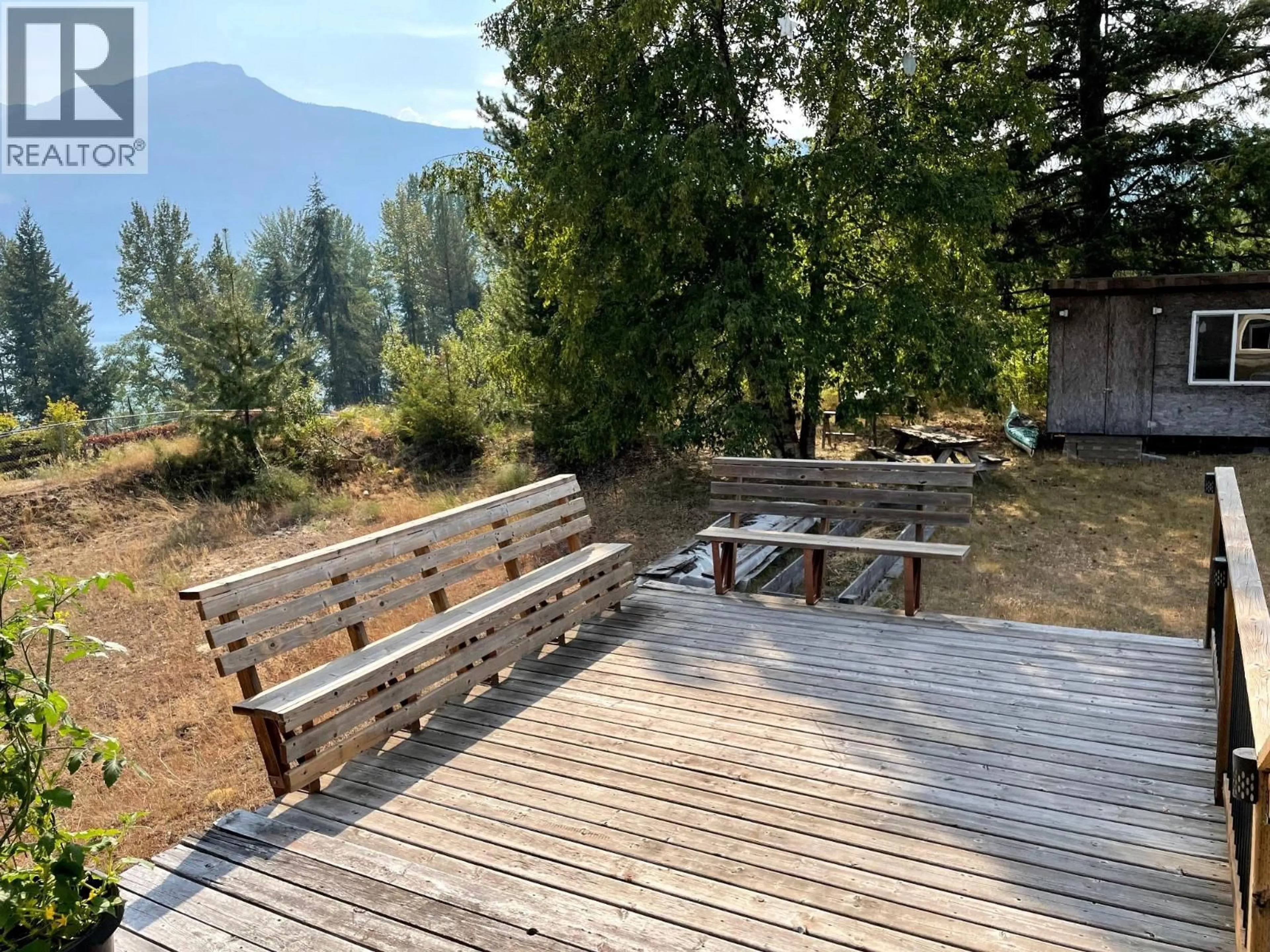 Patio, mountain view for 218 10TH AVENUE NORTHWEST, Nakusp British Columbia V0G1R0
