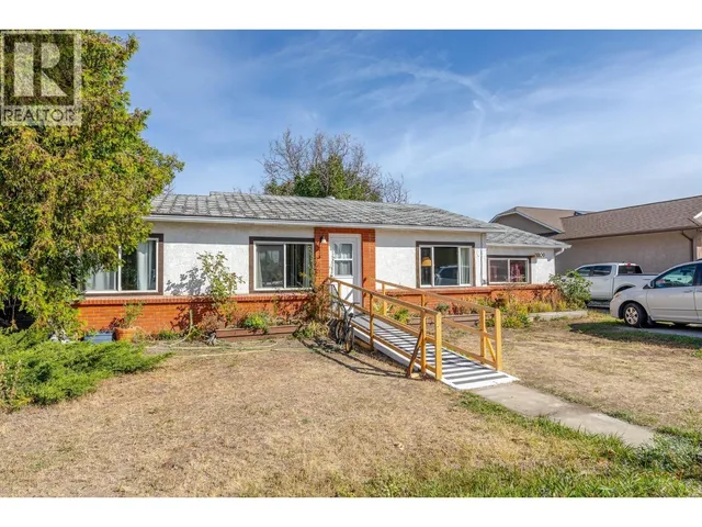 11106 PRAIRIE VALLEY ROAD, Summerland 2