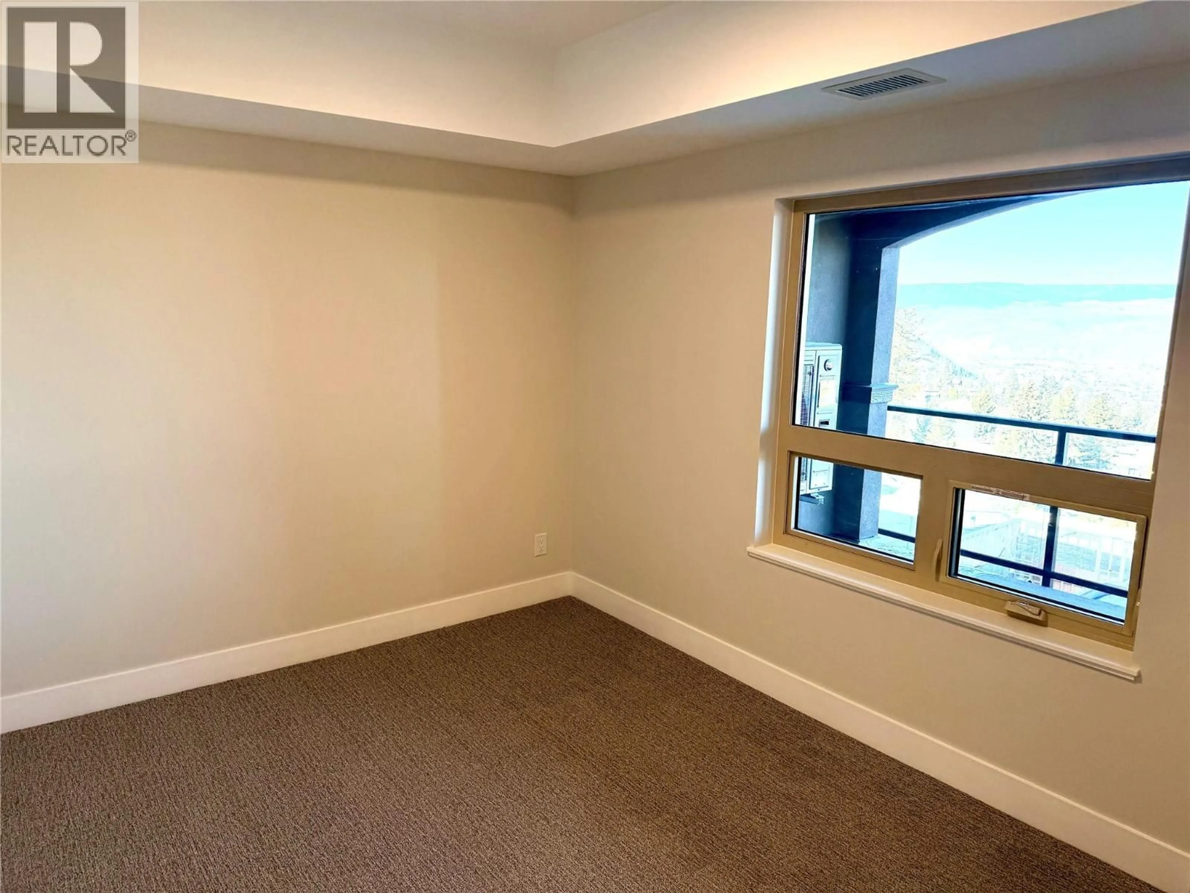 A pic of a room for 101 - 2171 VAN HORNE DRIVE, Kamloops British Columbia V1S0E2