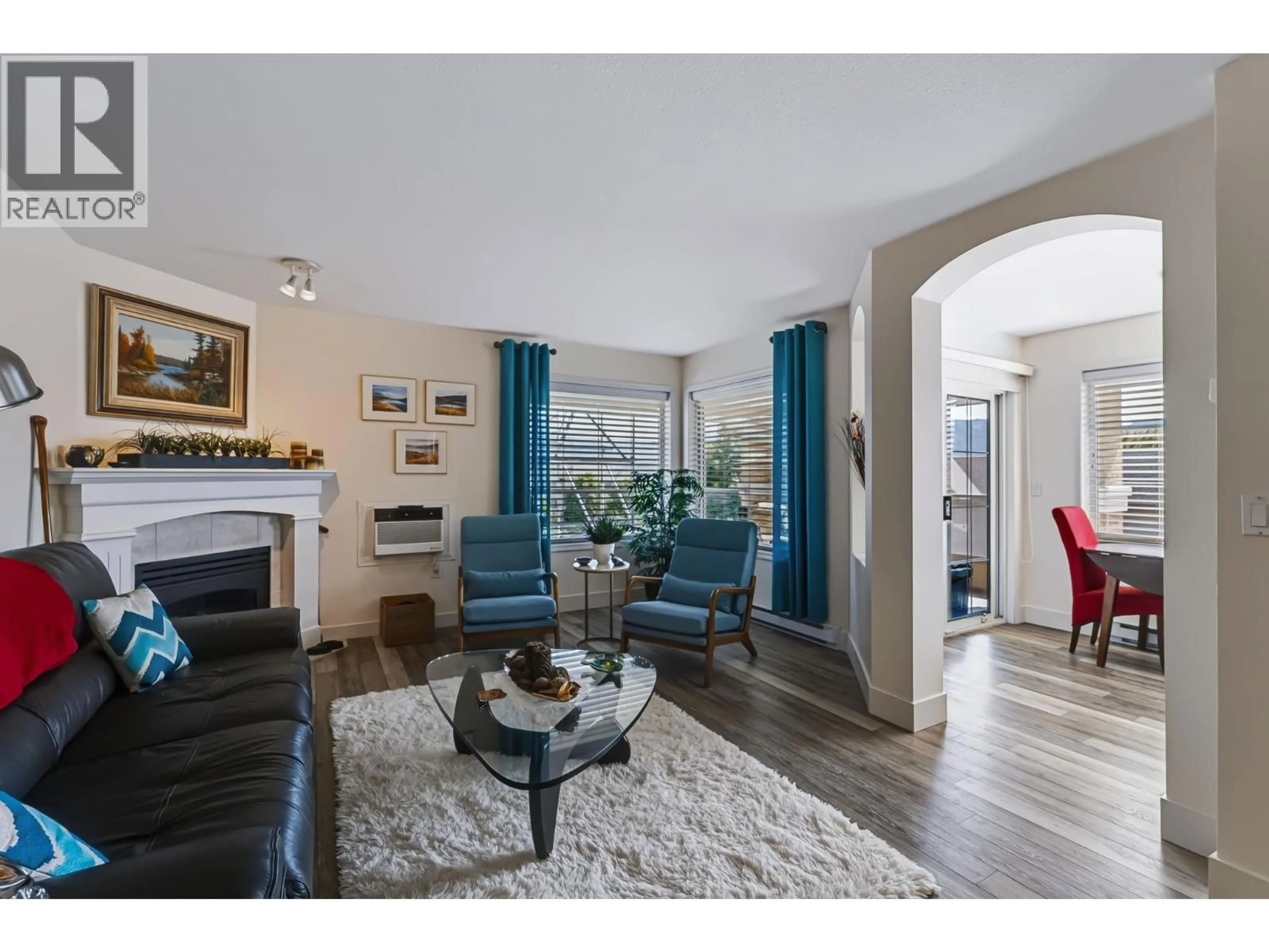 Living room with furniture, unknown for 303 - 3890 BROWN ROAD, West Kelowna British Columbia V4T2J5