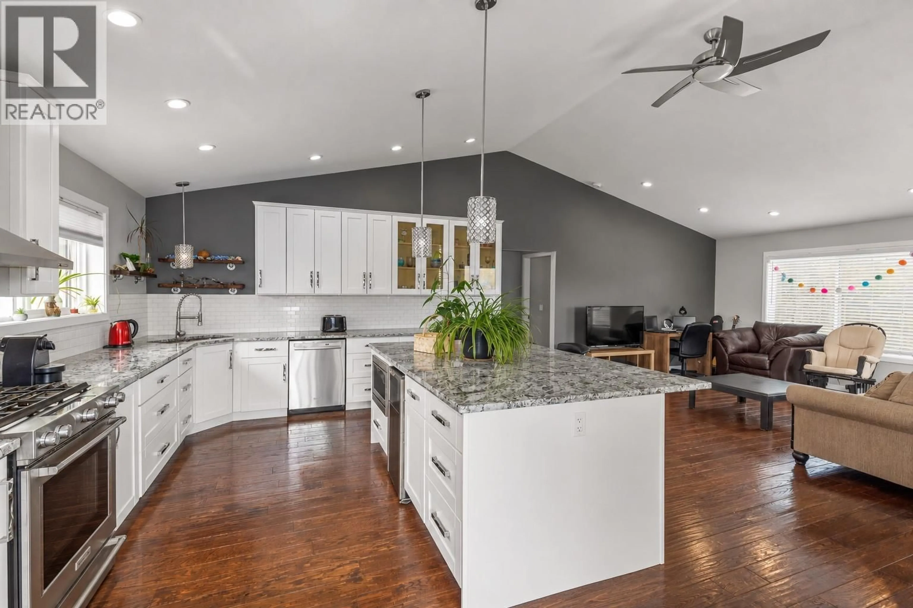 Open concept kitchen, unknown for 3174 BOUCHERIE ROAD, West Kelowna British Columbia V1Z2G9