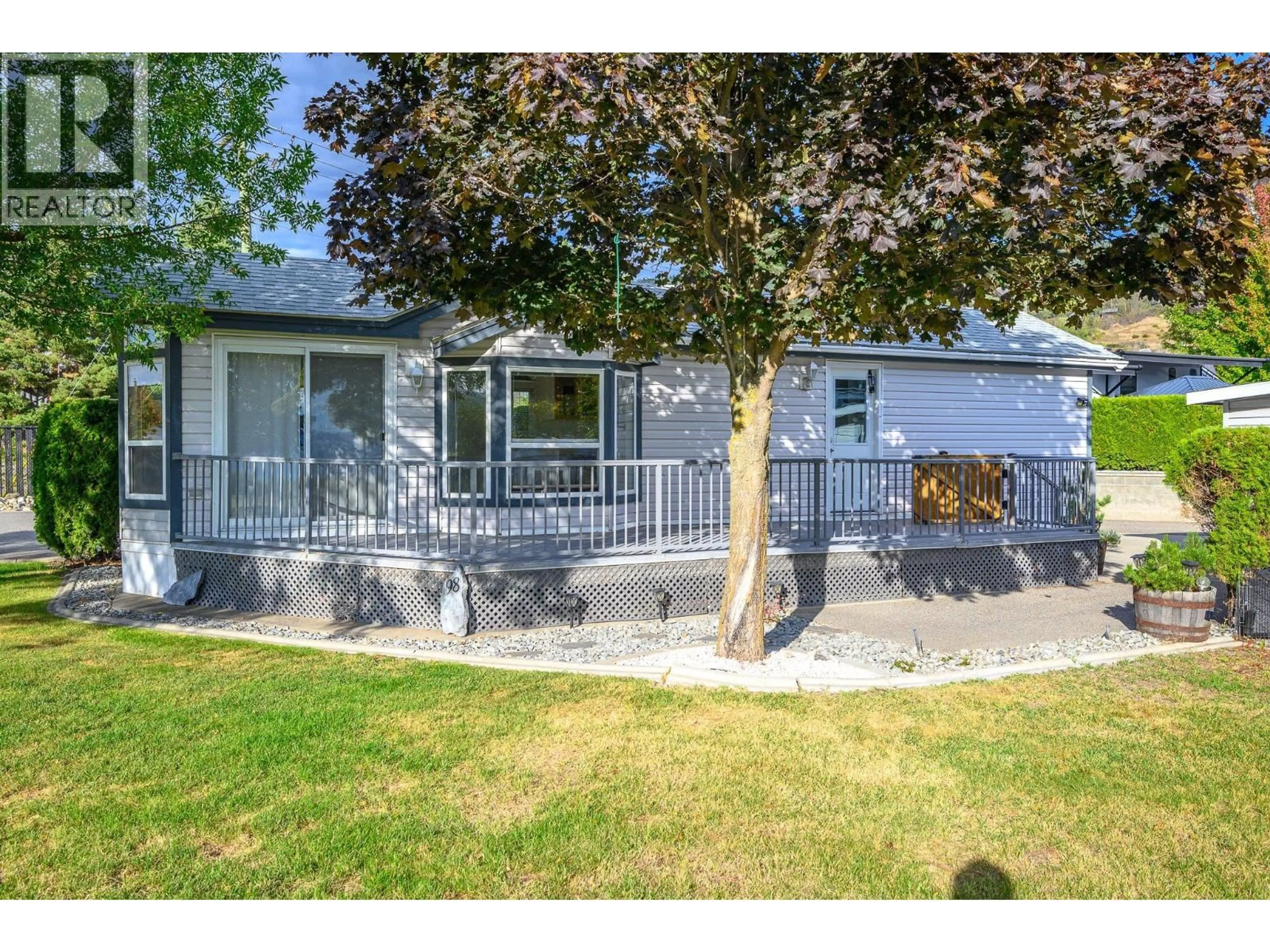 Home with vinyl exterior material, street for 98 - 8000 HIGHLAND ROAD, Vernon British Columbia V1B3W5
