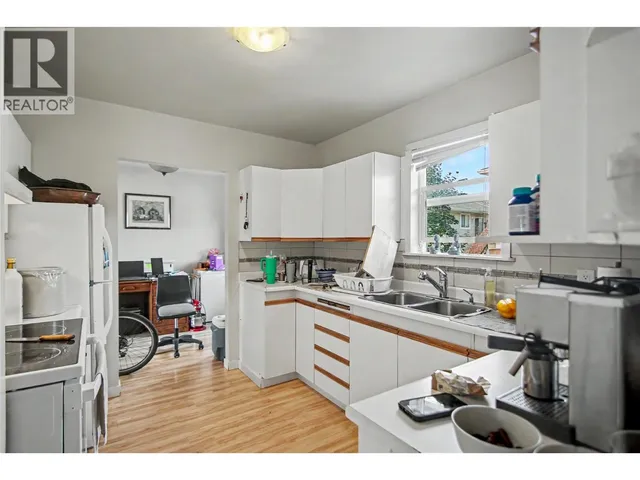 4404 25 STREET, Vernon 5
