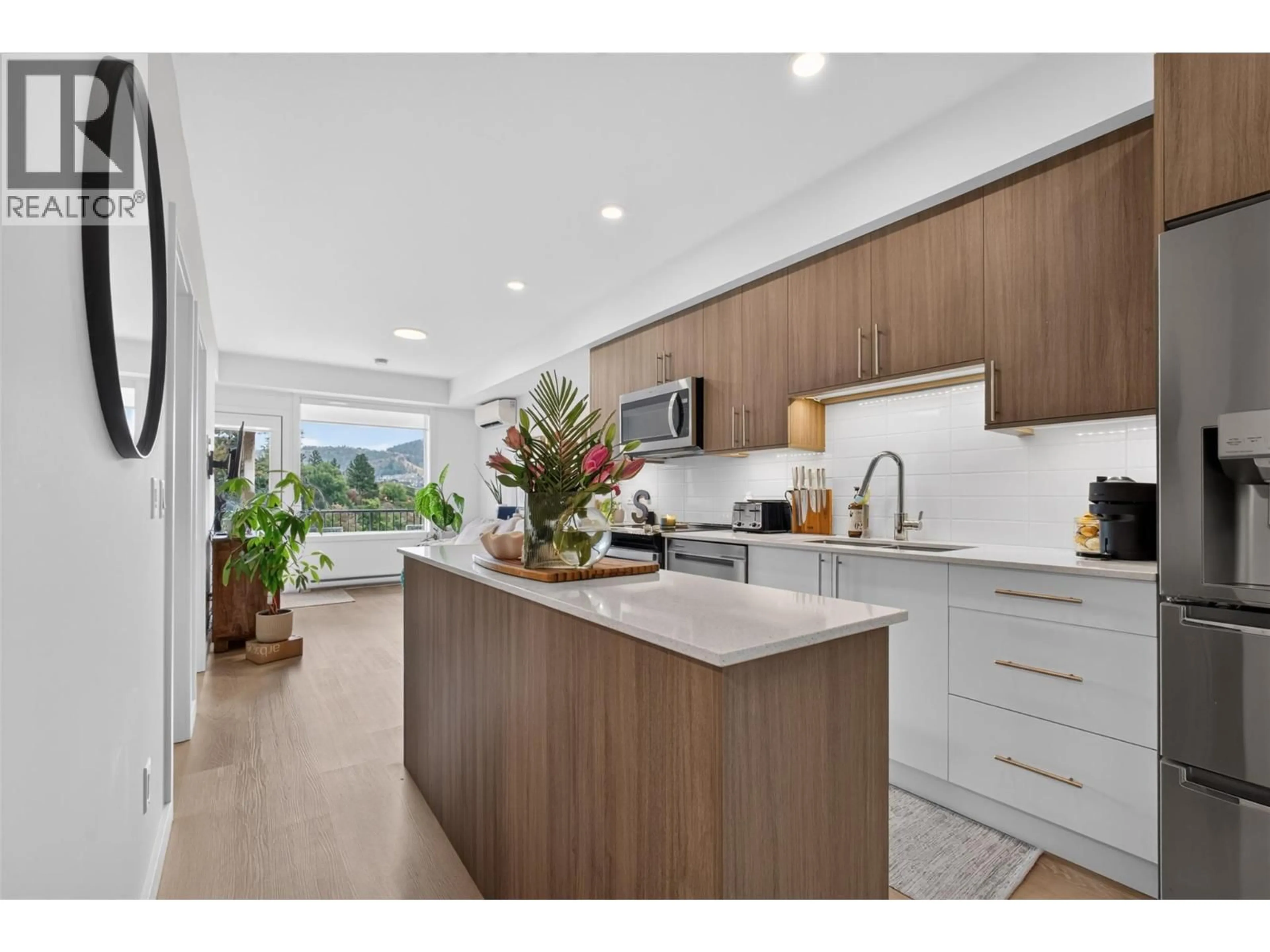 Open concept kitchen, unknown for 67 - 685 BOYNTON PLACE, Kelowna British Columbia V1V2Z4