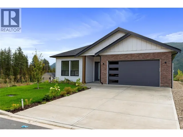 6900 42 STREET NORTHEAST, Salmon Arm