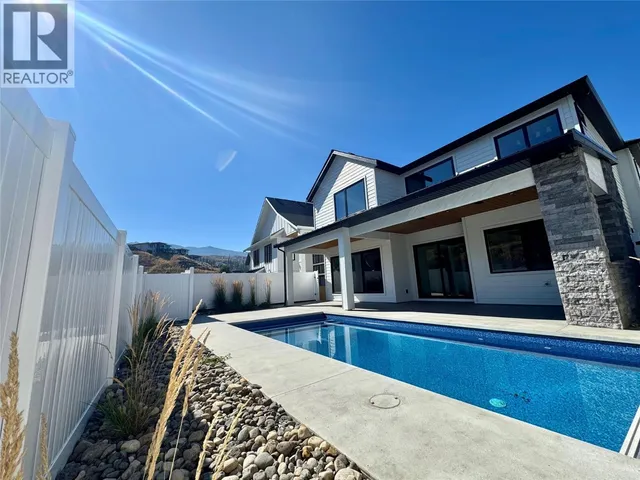 5533 FOOTHILL COURT, Kelowna 3