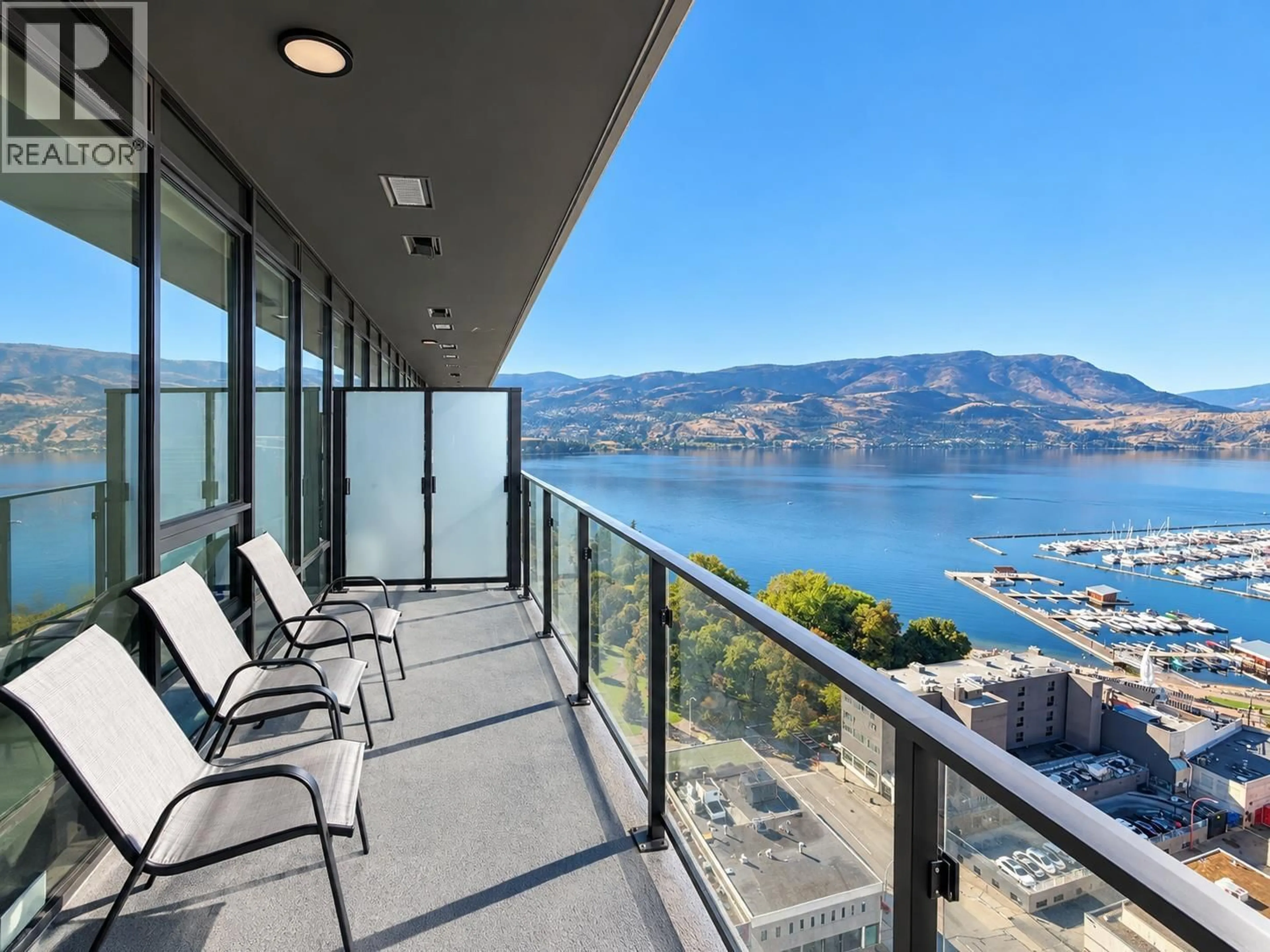 Patio, water/lake/river/ocean view for 1901 - 238 LEON AVENUE, Kelowna British Columbia V1Y6H9