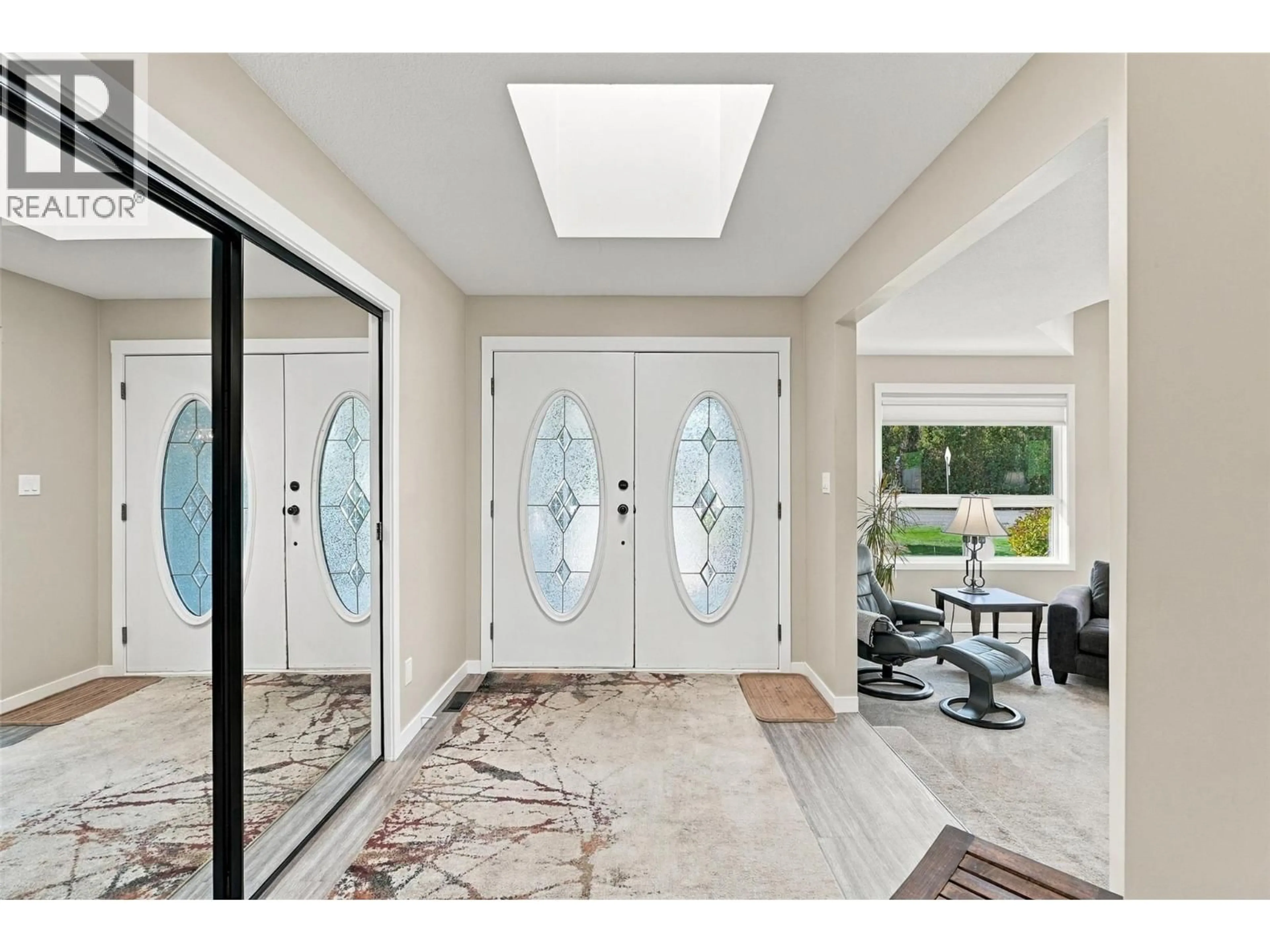 Indoor entryway for 360 MATTOCH-MCKEAGUE ROAD, Kamloops British Columbia V2H1L1