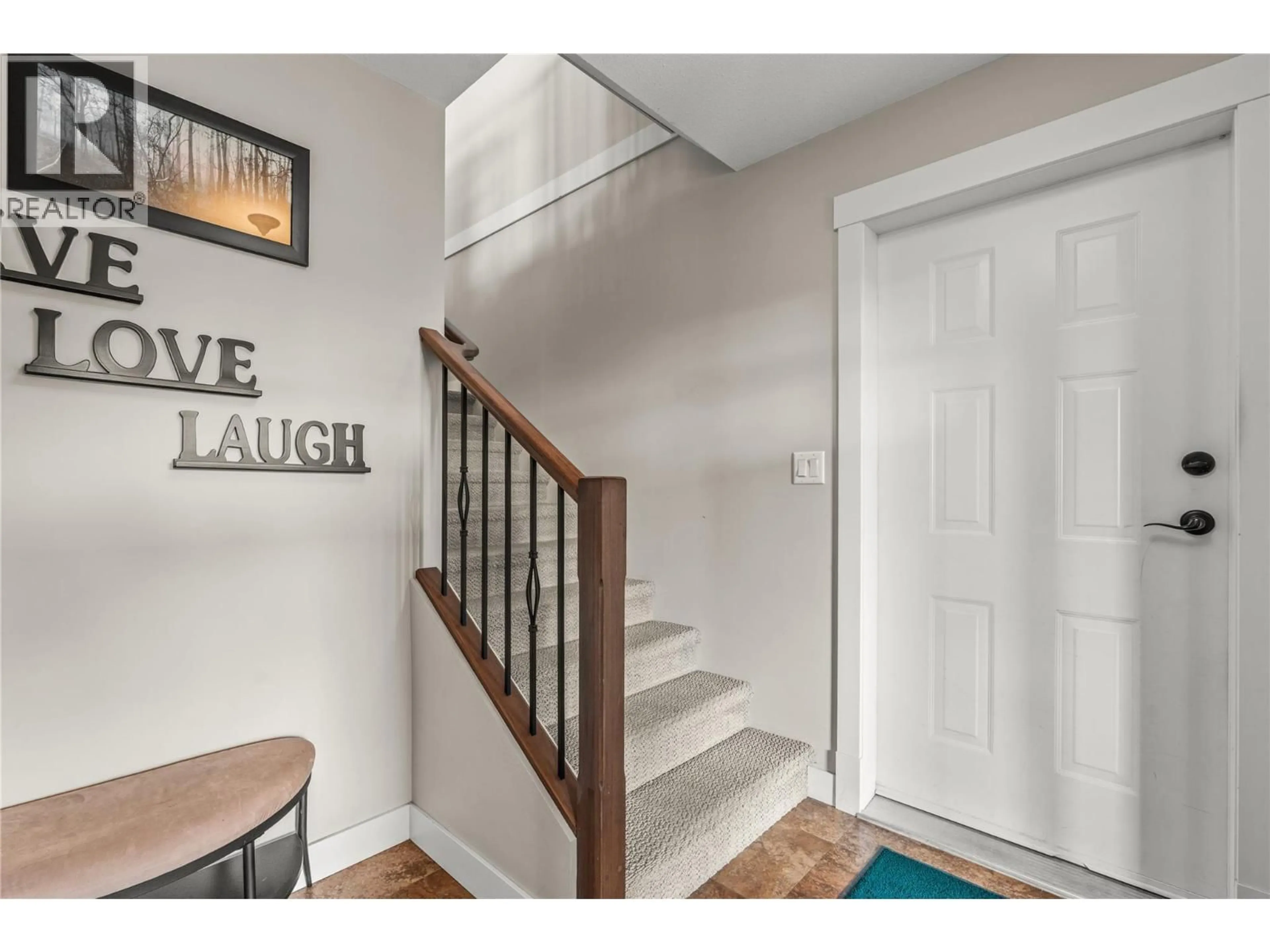Indoor entryway for 121 BLACKCOMB COURT, Vernon British Columbia V1B4E1