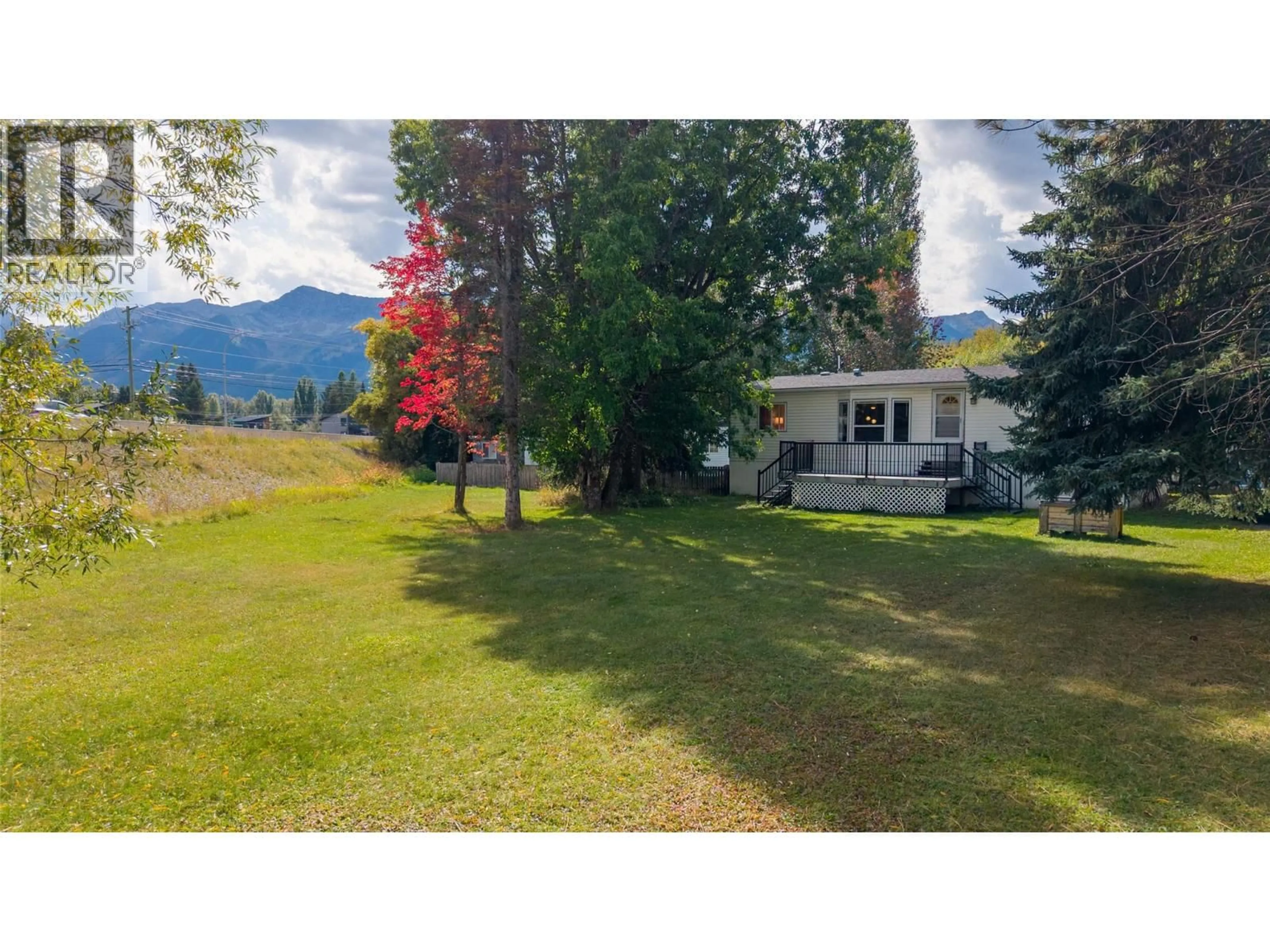 A pic from outside/outdoor area/front of a property/back of a property/a pic from drone, mountain view for 242 HARTLEY STREET, Fernie British Columbia V0B1M1
