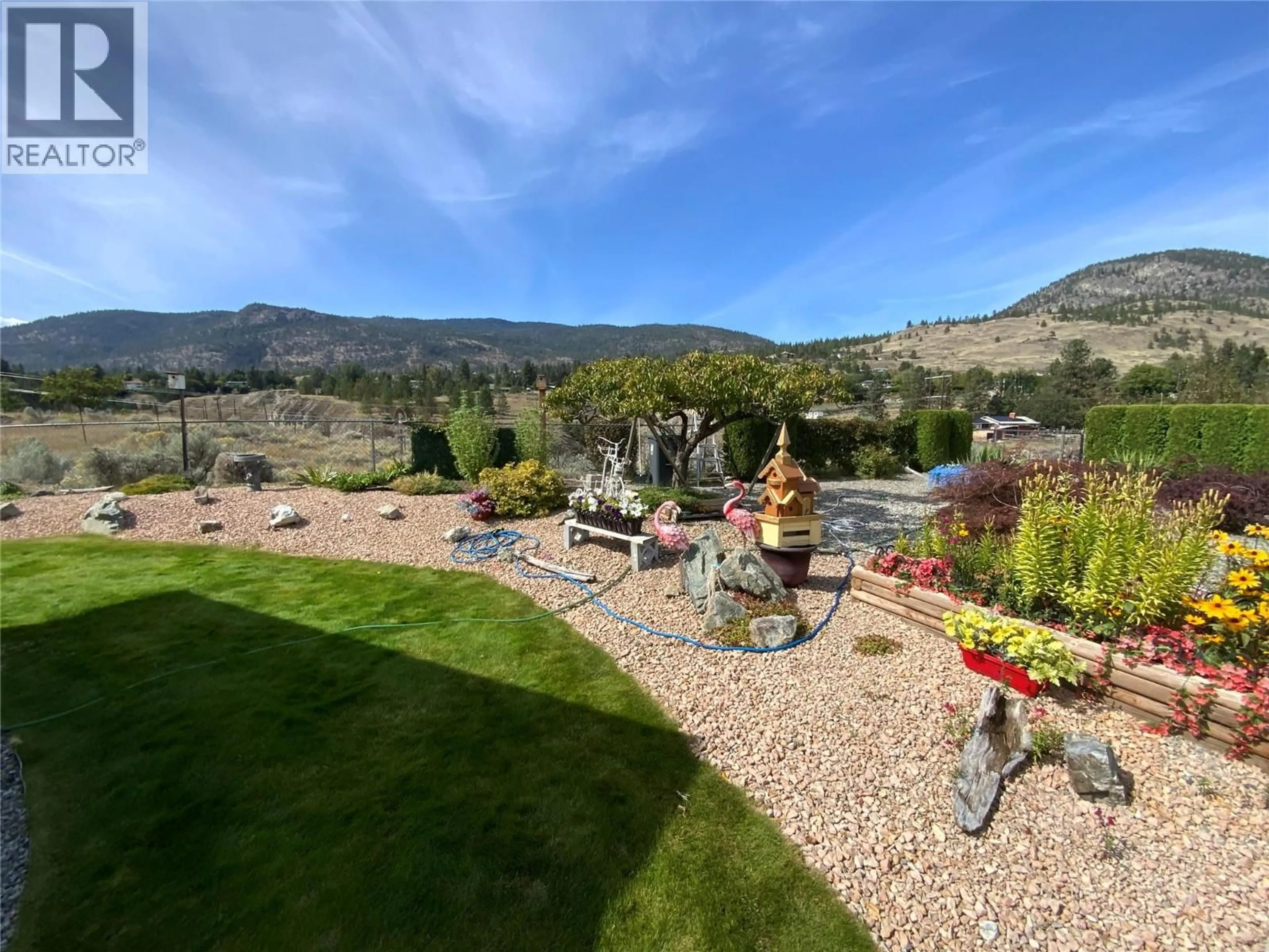 A pic from outside/outdoor area/front of a property/back of a property/a pic from drone, water/lake/river/ocean view for 437 RIDGE ROAD, Penticton British Columbia V2A8N7