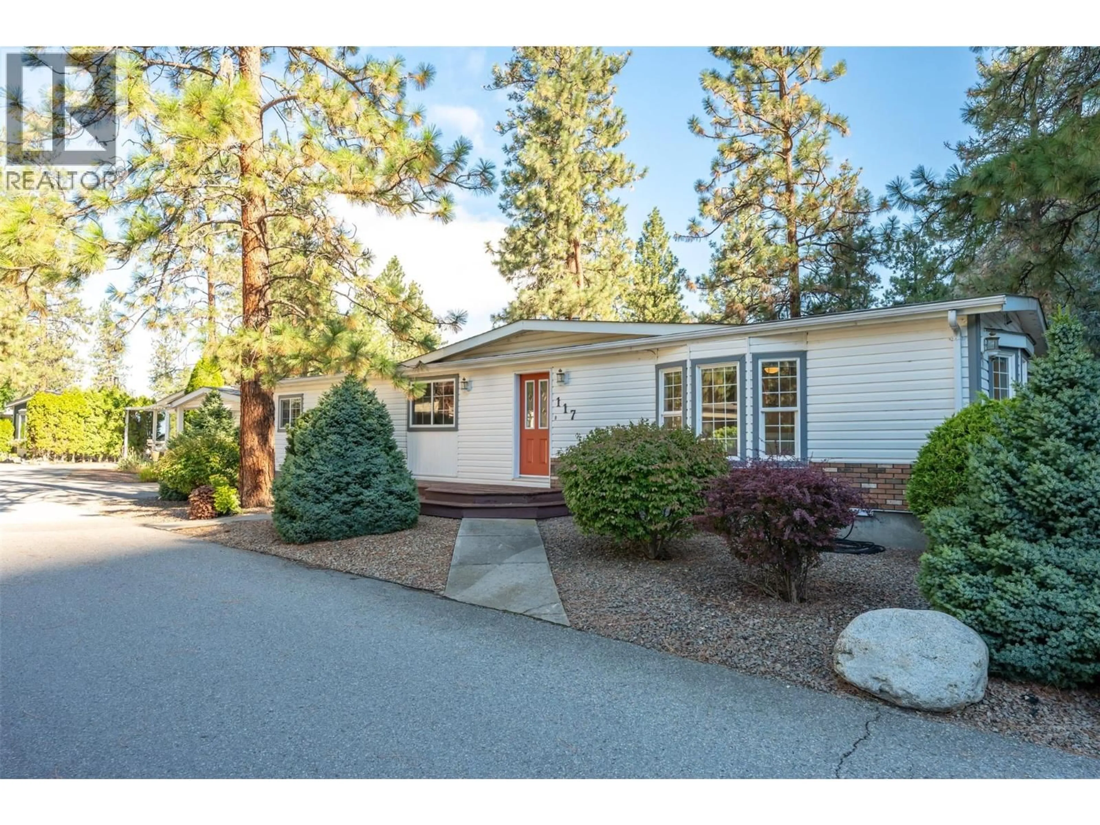 Home with vinyl exterior material, unknown for 117 - 8487 97 HIGHWAY, Oliver British Columbia V0H1T2