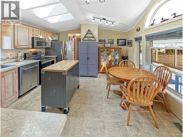 9 - 622 KEREMEOS BYPASS ROAD, Keremeos 5