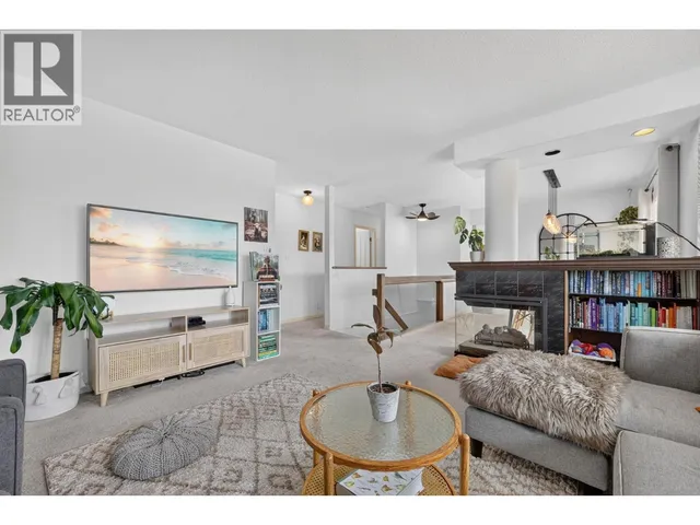 5290 CLARENCE ROAD, Peachland 4