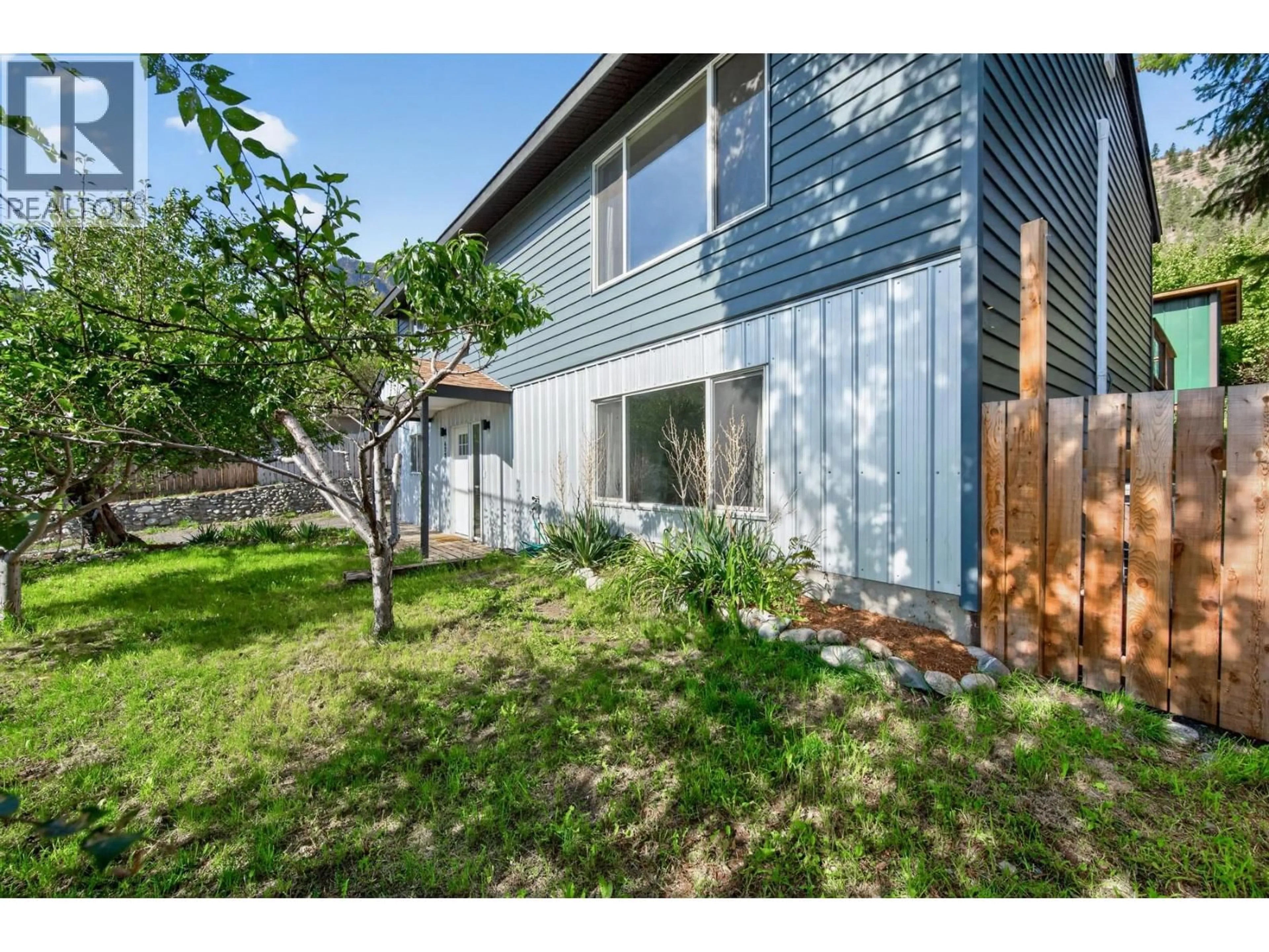 Unknown for 677 COLUMBIA STREET, Lillooet British Columbia V0K1V0
