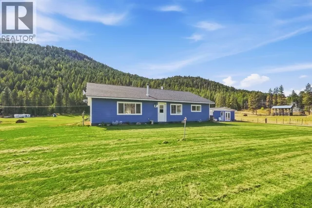 3590 #3 HIGHWAY, Rock Creek 5