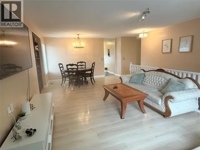154 RITCHIE COURT, Kelowna 3