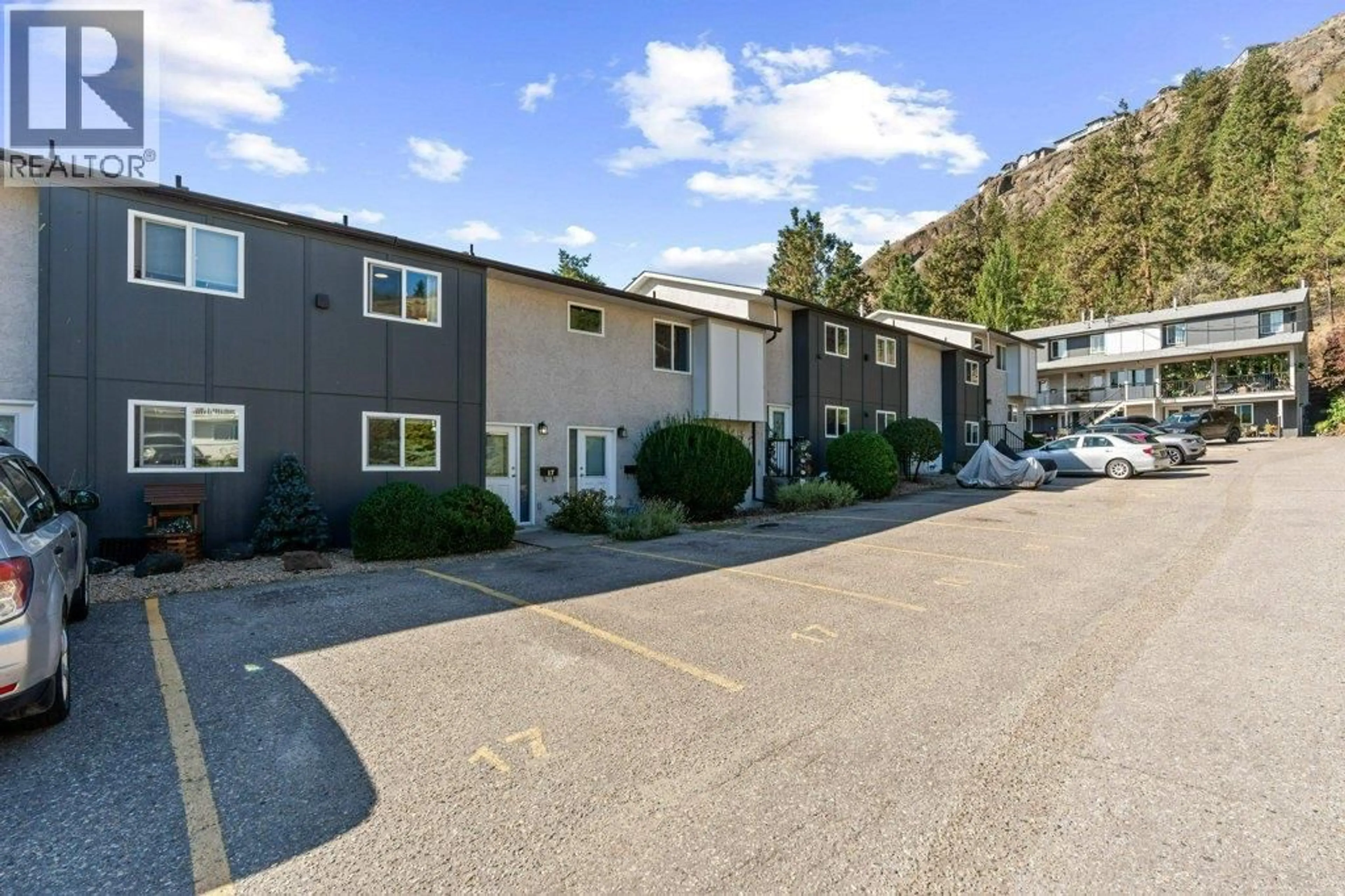Patio, mountain view for 17 - 4200 ALEXIS PARK DRIVE, Vernon British Columbia V1T6H3