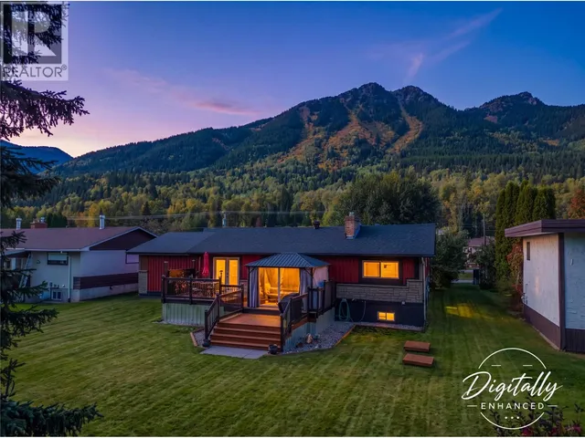 1706 MCKENZIE ROAD, Fernie 5