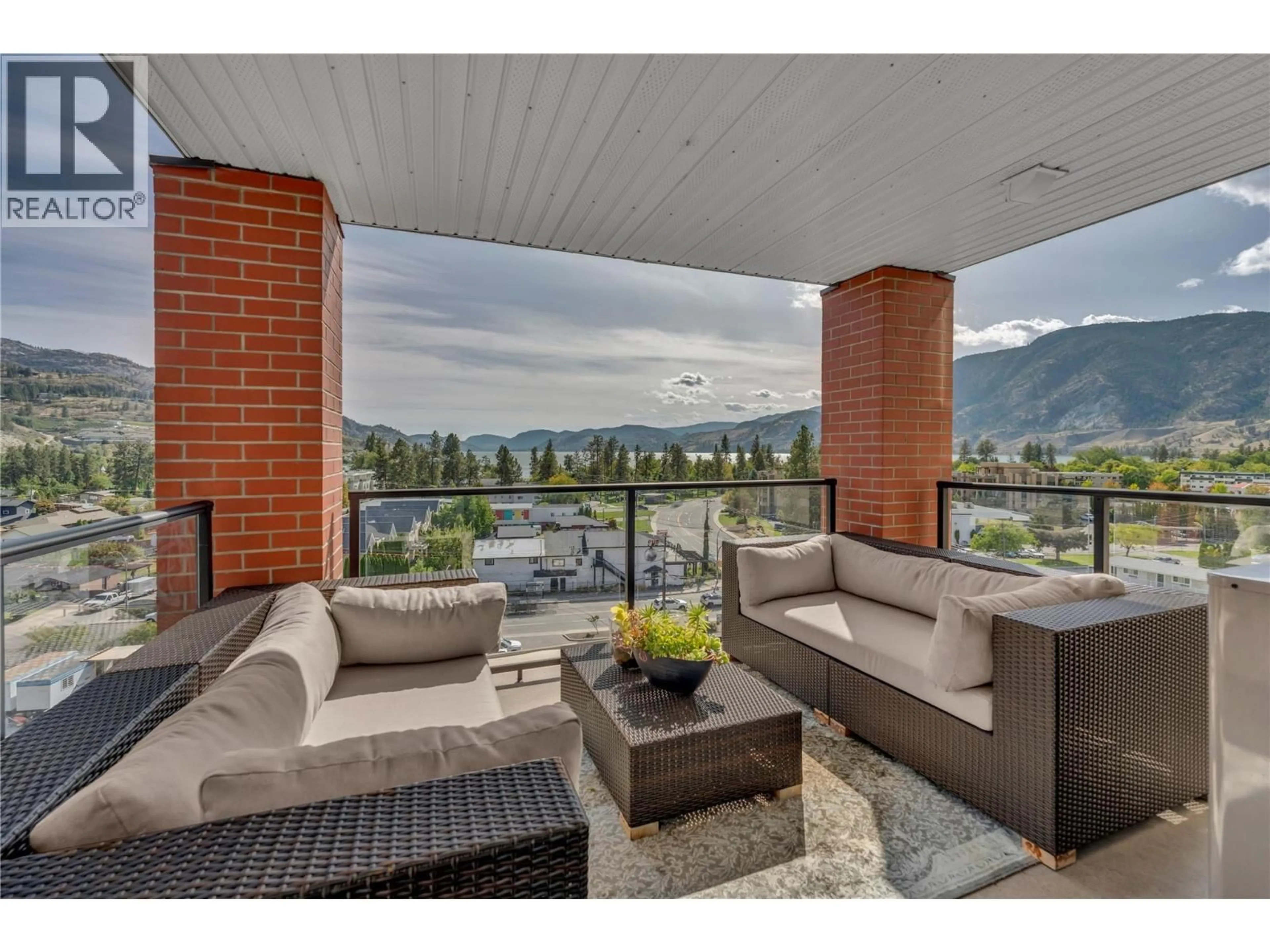 Patio, mountain view for 807 - 3388 SKAHA LAKE ROAD, Penticton British Columbia V2A6G4