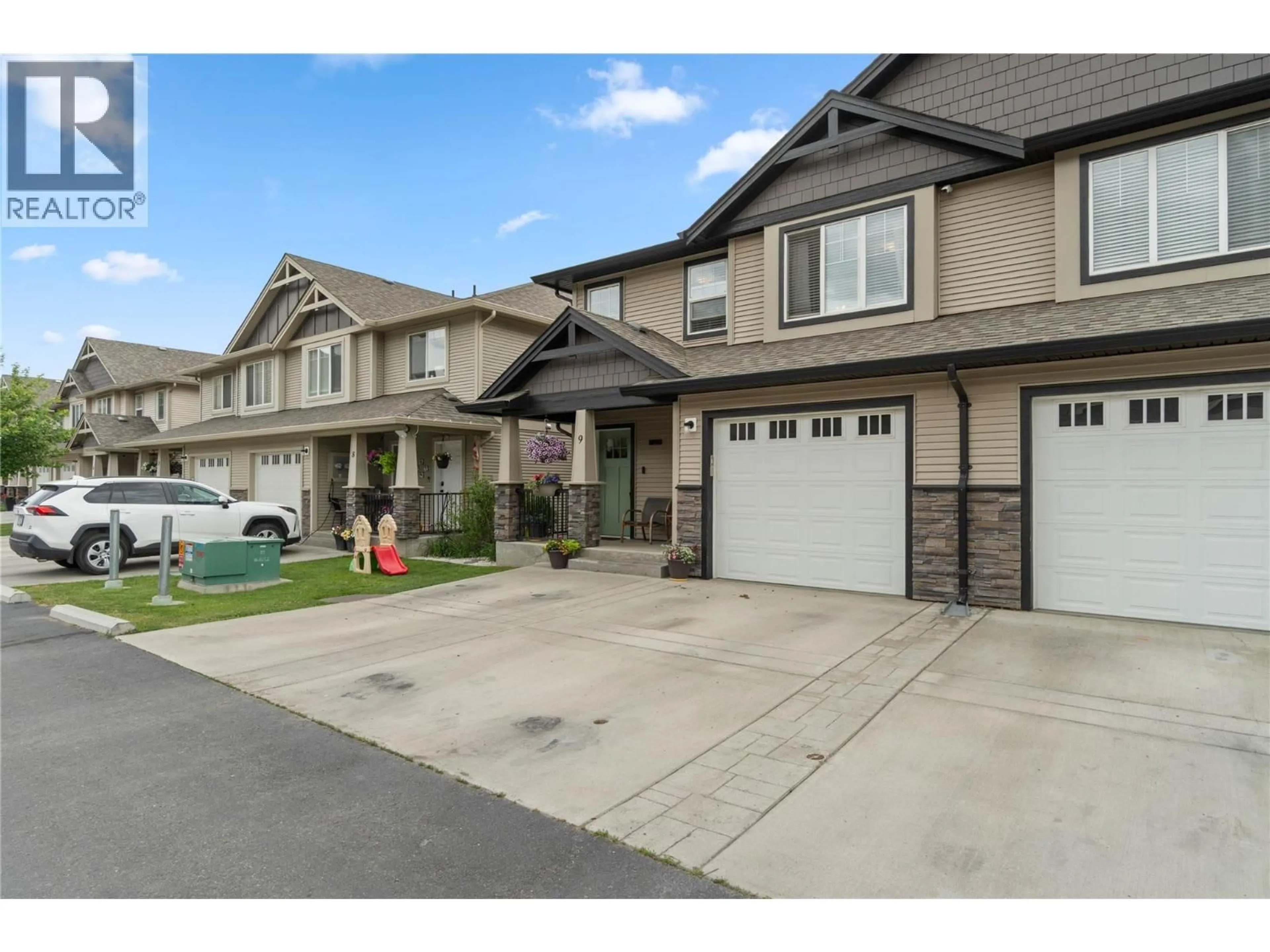 Unknown for 9 - 2592 CRESTLINE STREET, Kamloops British Columbia V2B0E7