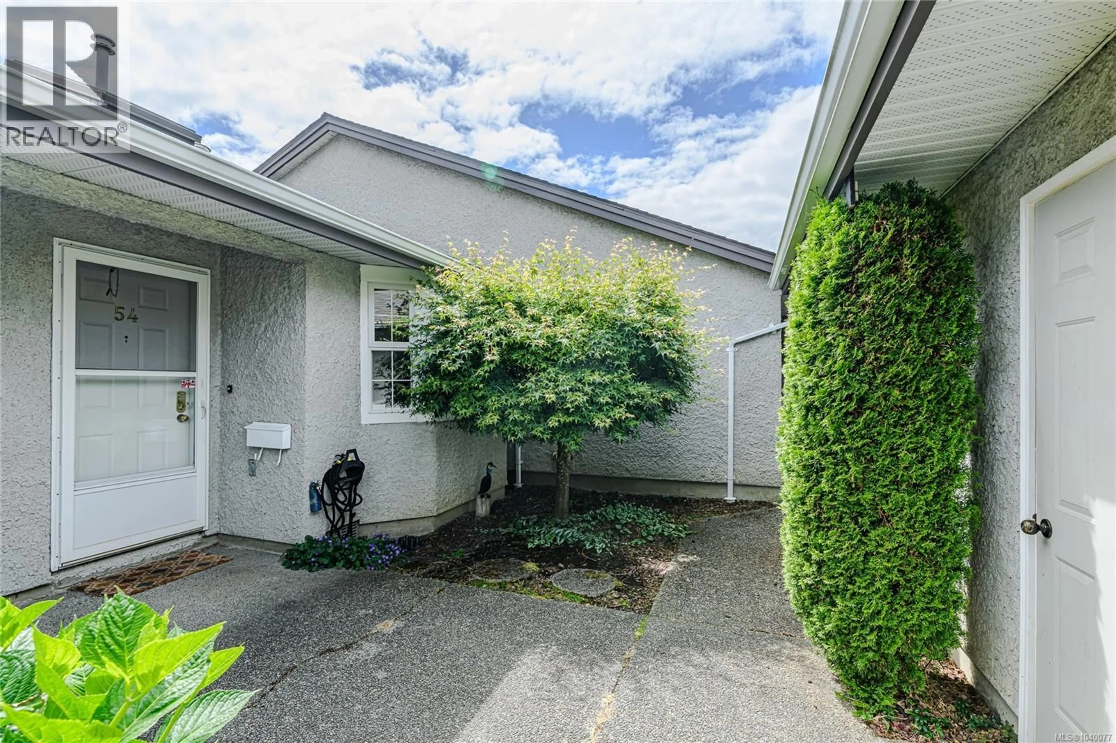 Unknown for 54 - 2070 AMELIA AVENUE, Sidney British Columbia V8L4X6
