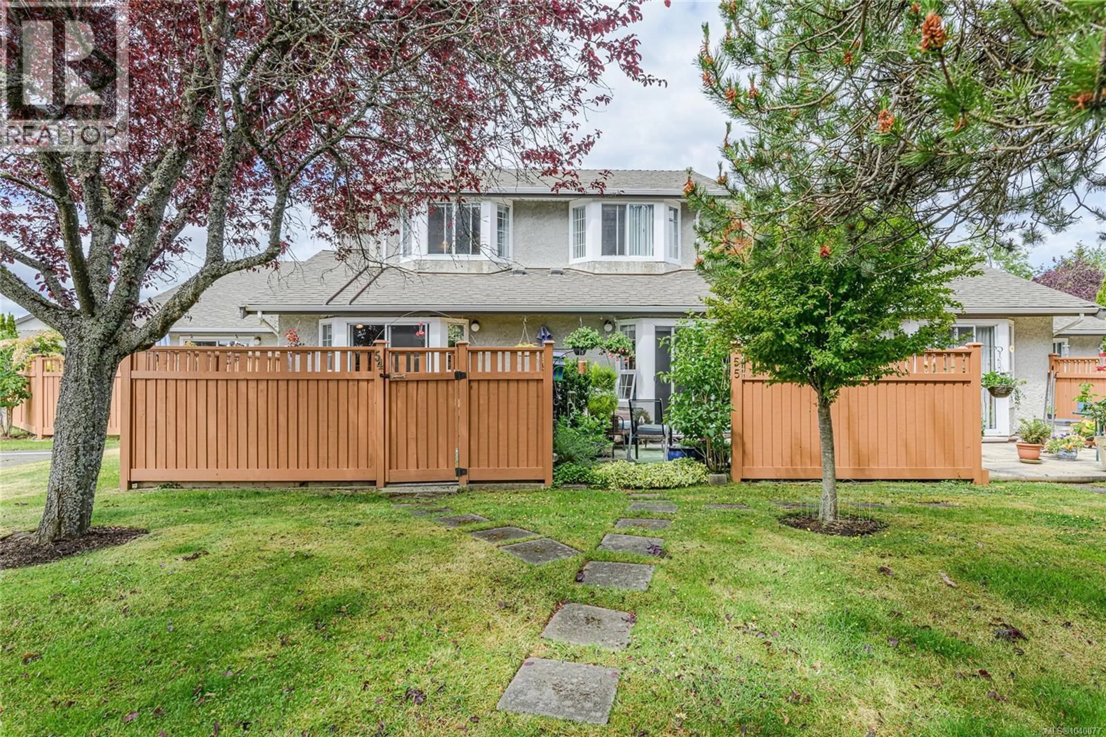 Patio, street for 54 - 2070 AMELIA AVENUE, Sidney British Columbia V8L4X6