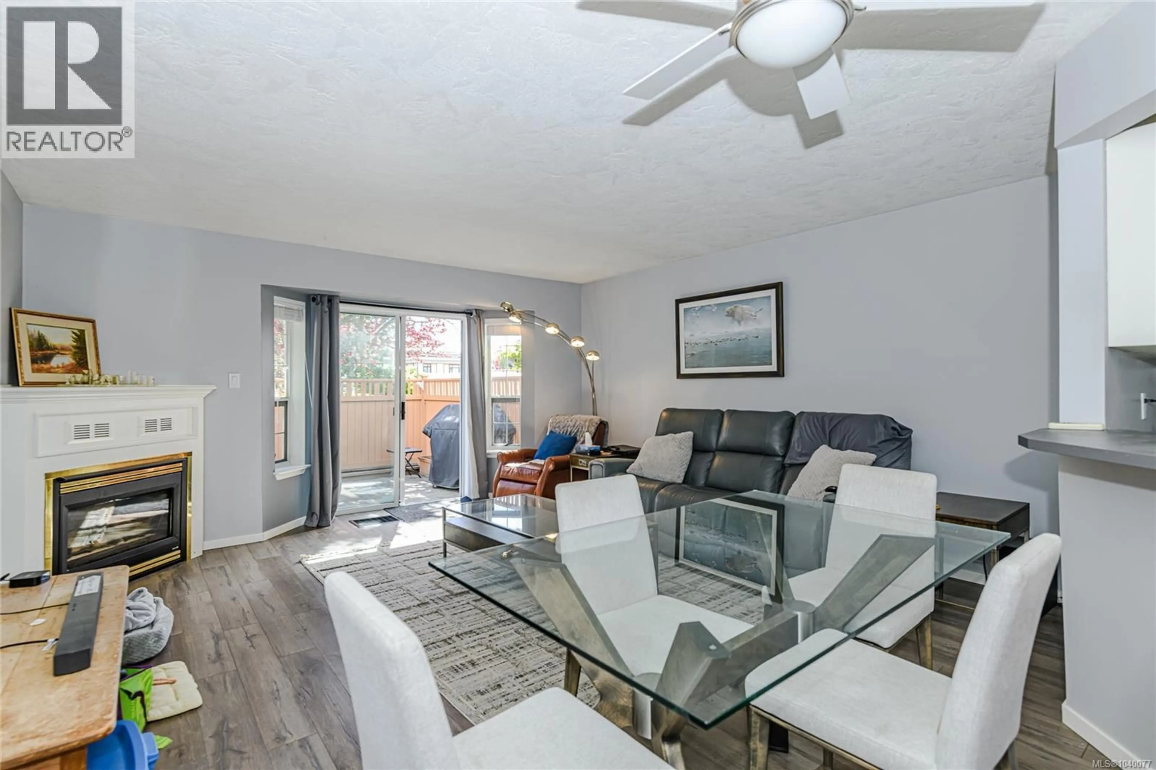Living room with furniture, unknown for 54 - 2070 AMELIA AVENUE, Sidney British Columbia V8L4X6